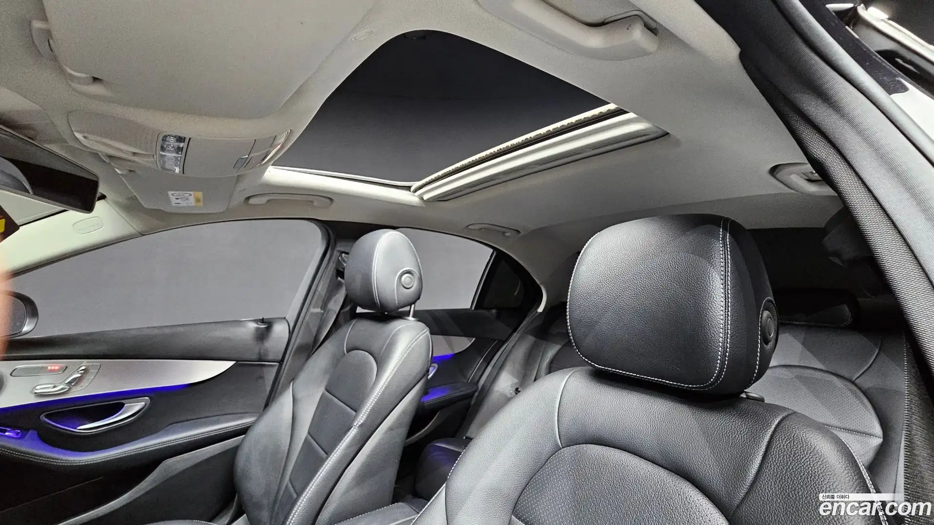 C-Class Mercedes-Benz 2020.11-OPTION-023