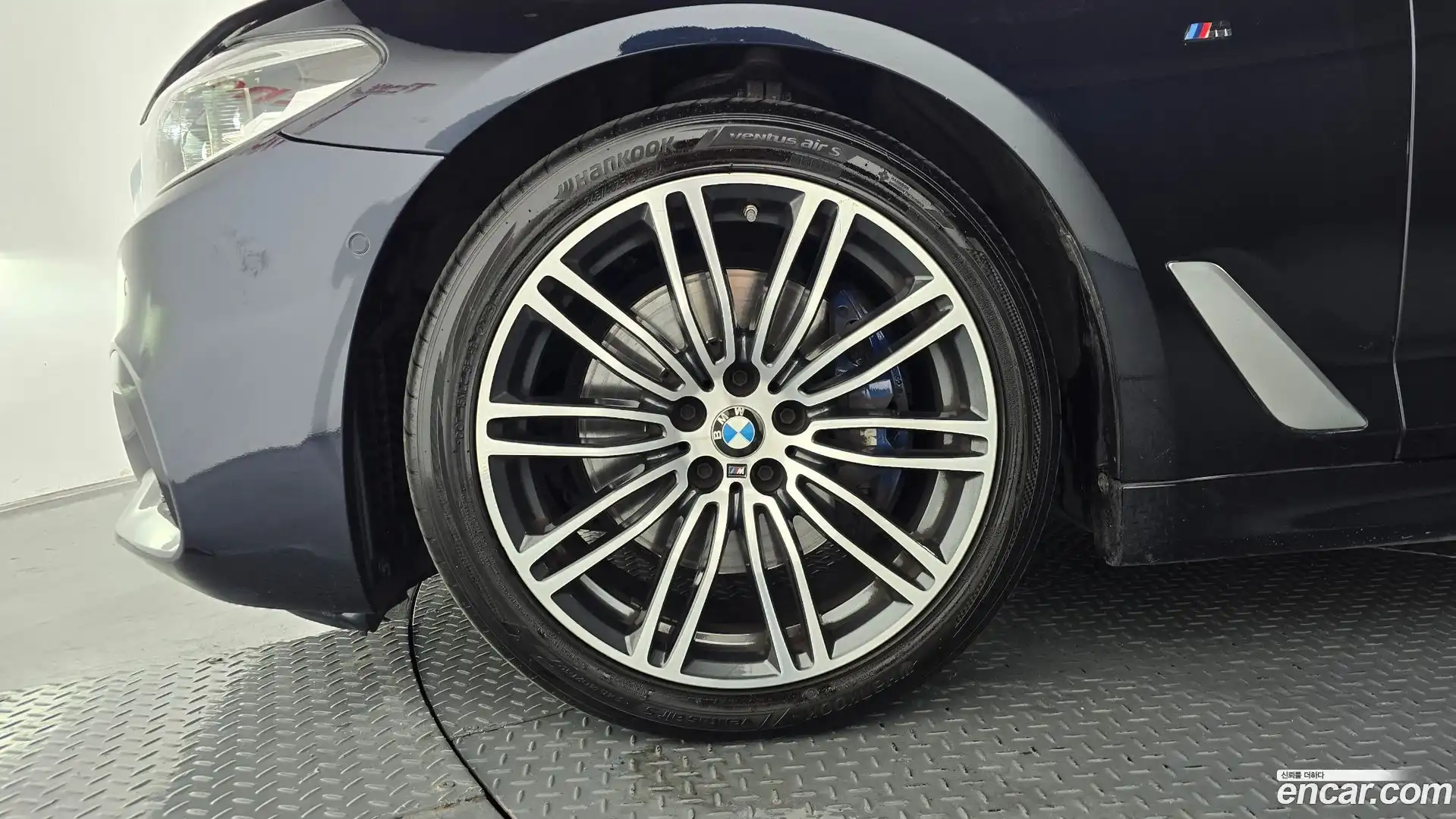 5-Series BMW 2019.1-OUTER-005