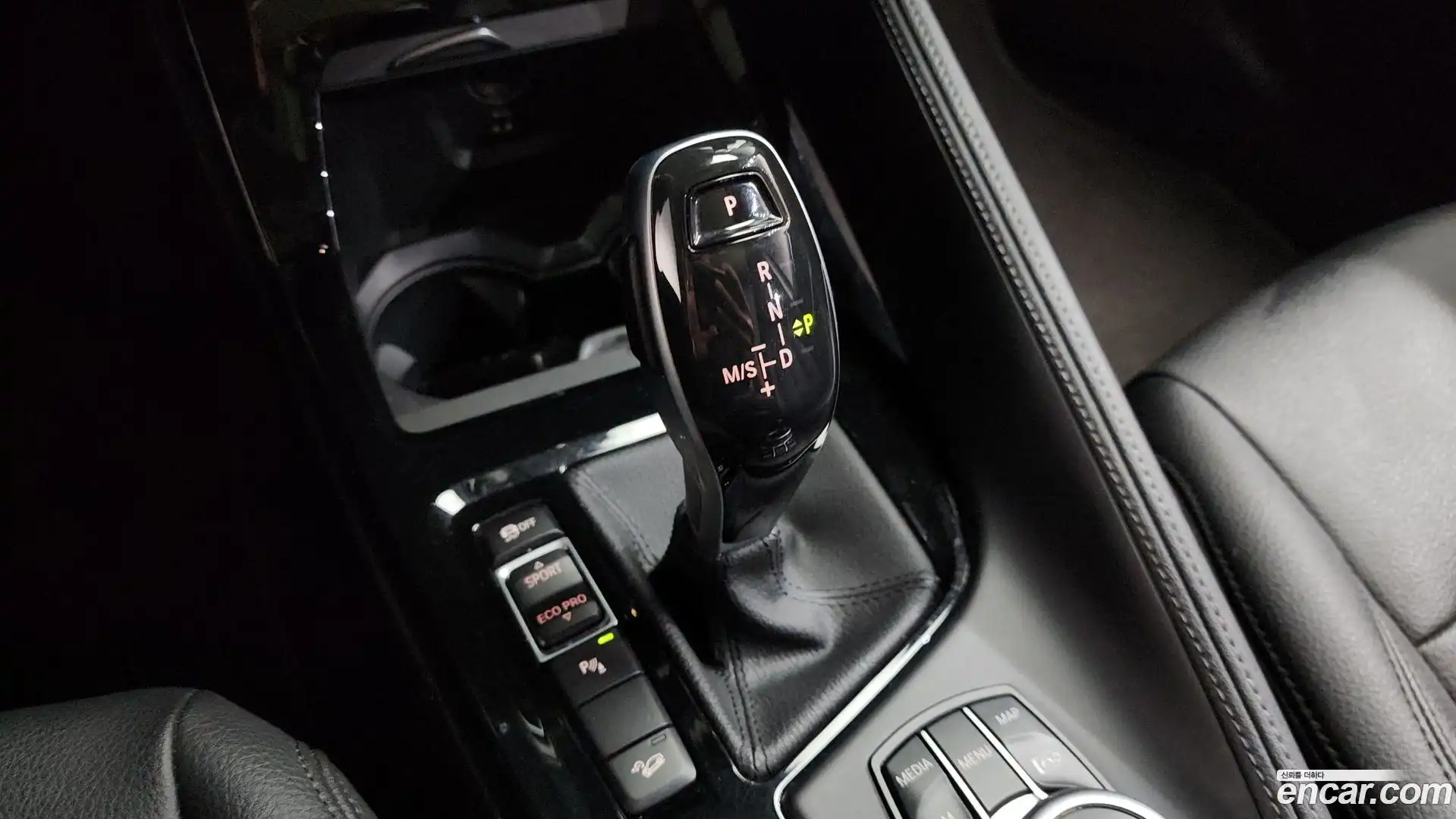 X1 BMW 2022.7-INNER-009