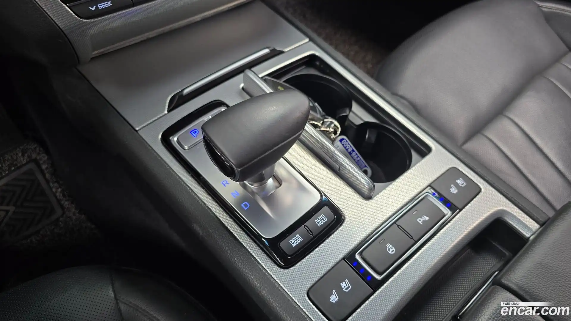 G80 Genesis 2016.10-INNER-009