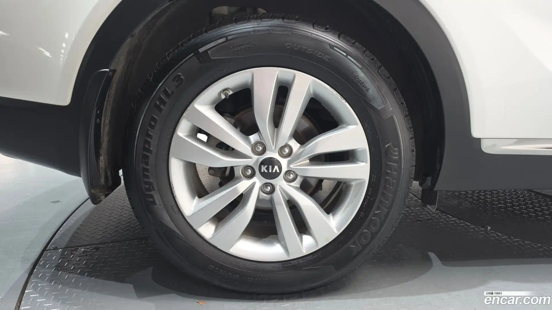 Sorento Kia 2017.0-OUTER-005