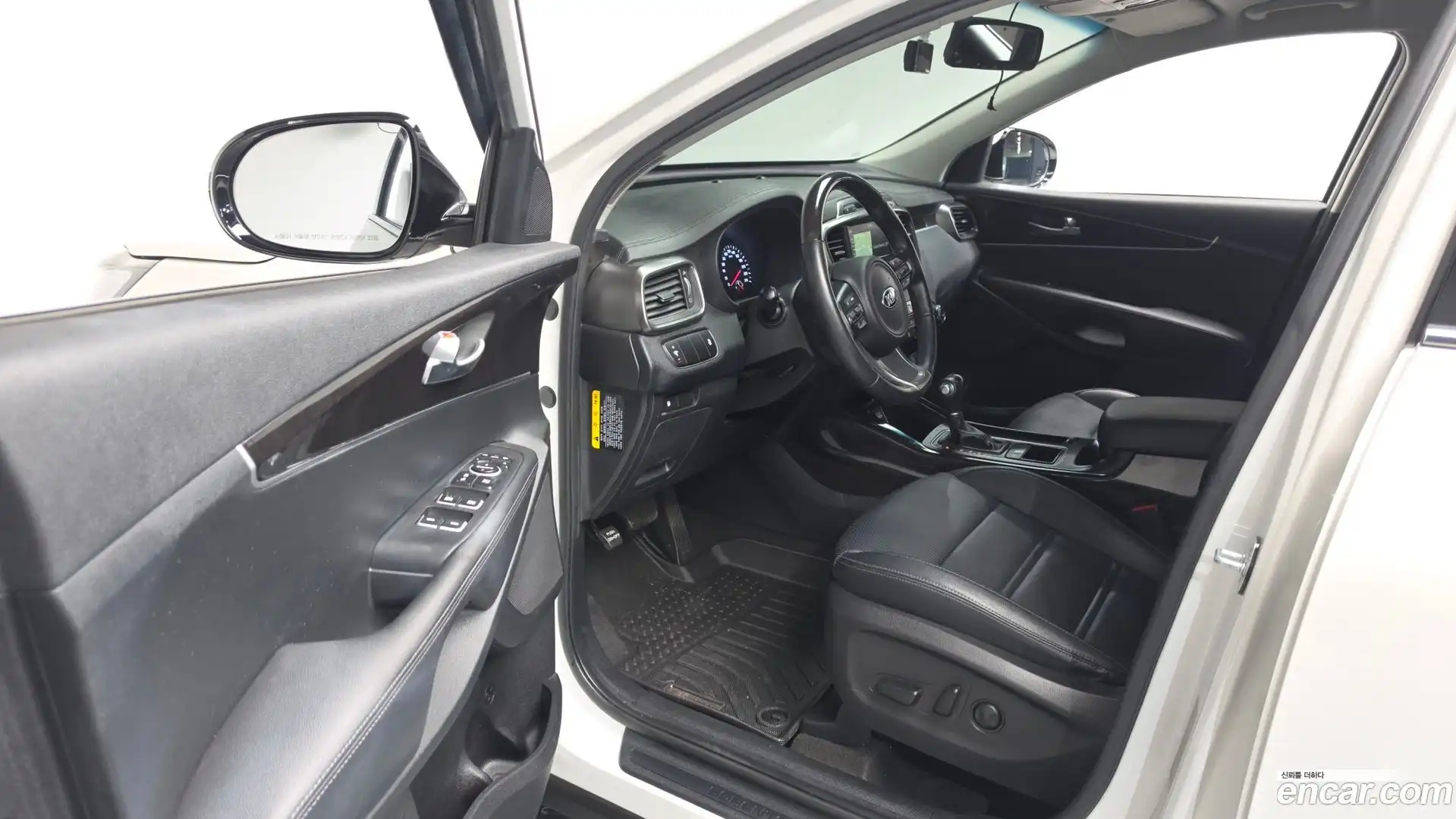 Sorento Kia 2017.0-INNER-010
