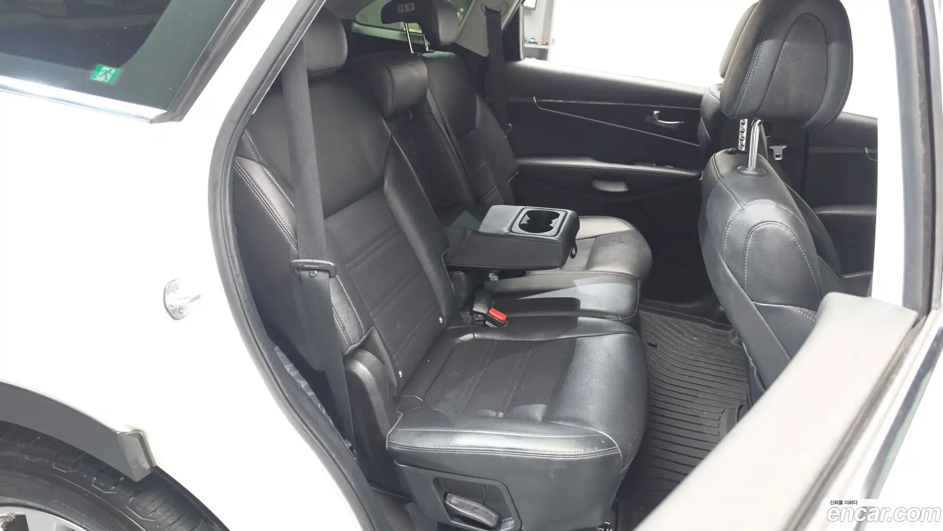 Sorento Kia 2017.0-OPTION-015