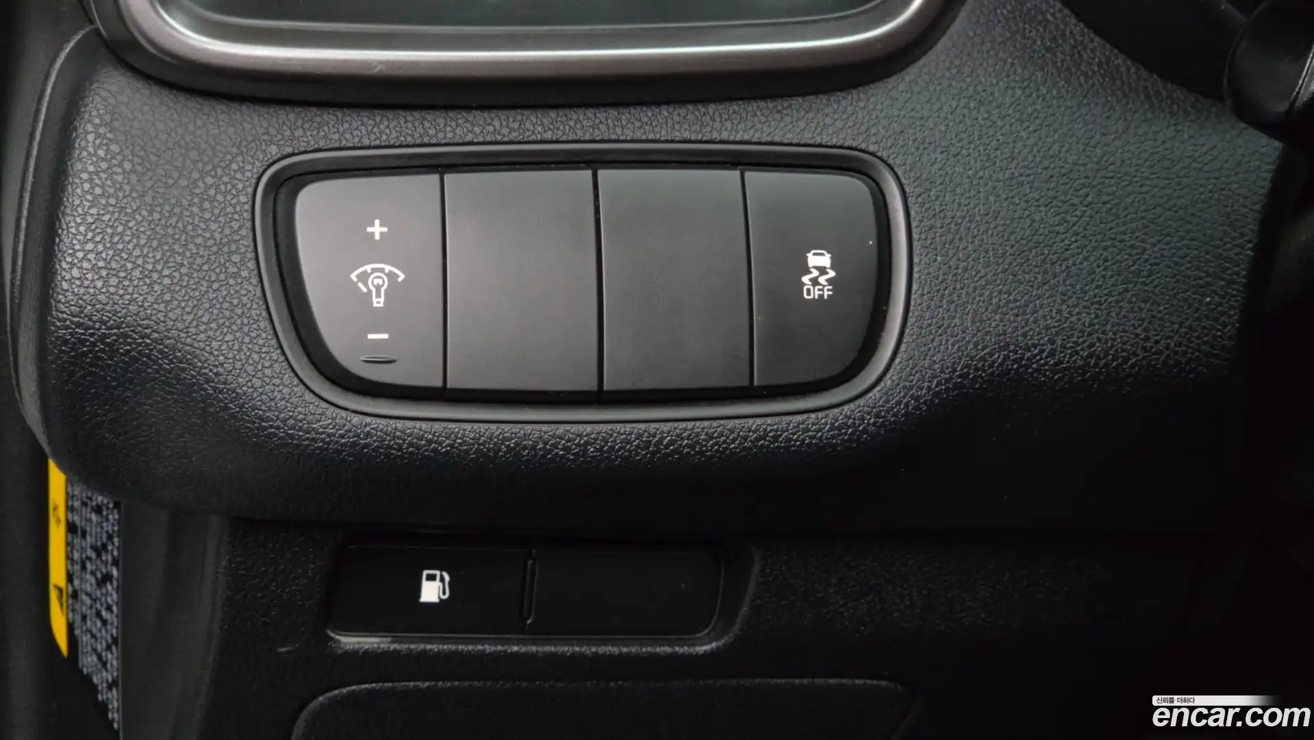 Sorento Kia 2017.0-OPTION-023