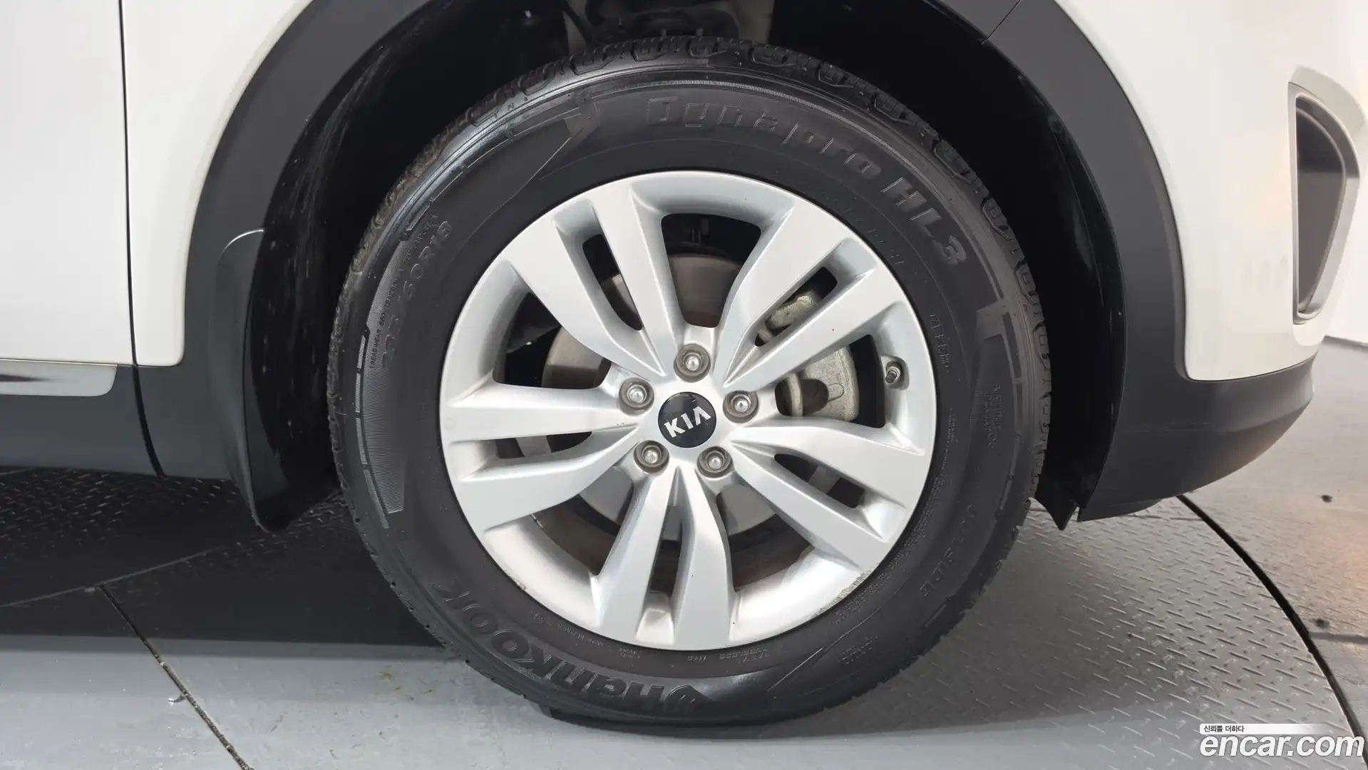 Sorento Kia 2017.0-OUTER-031