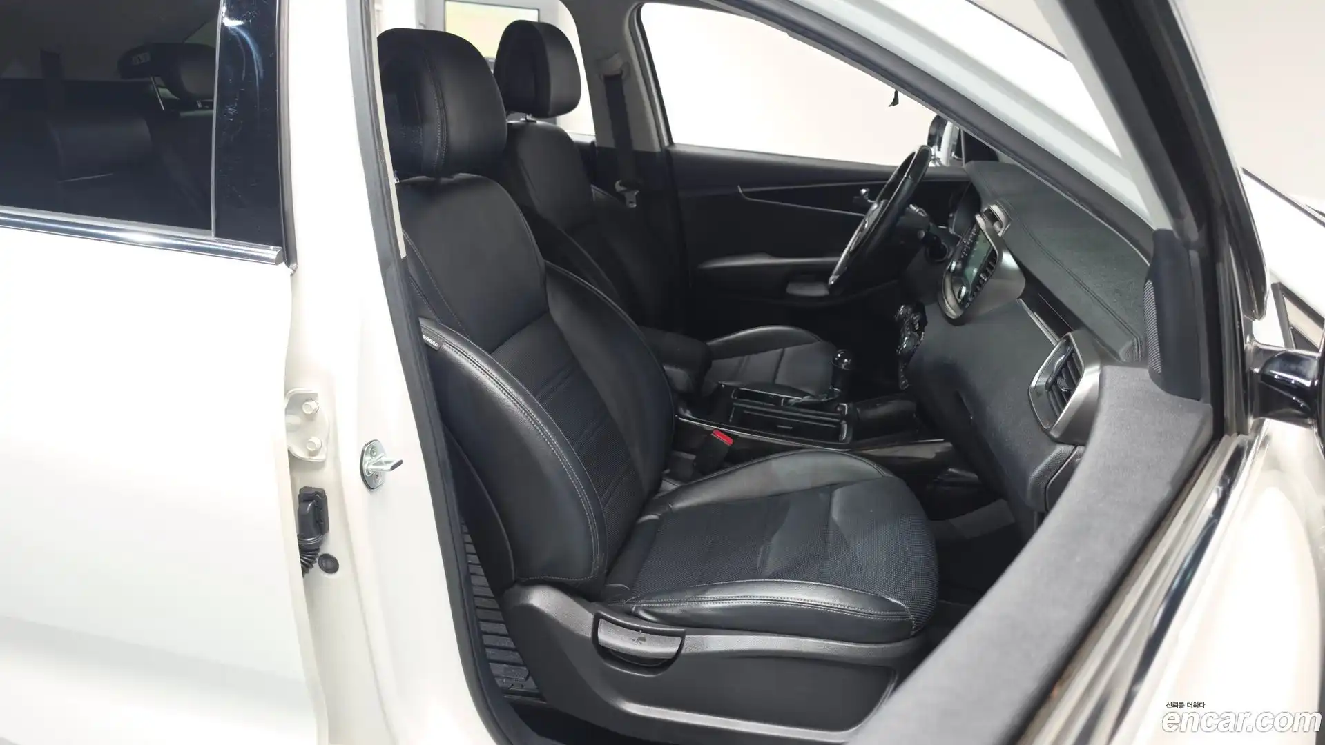 Sorento Kia 2017.0-INNER-036