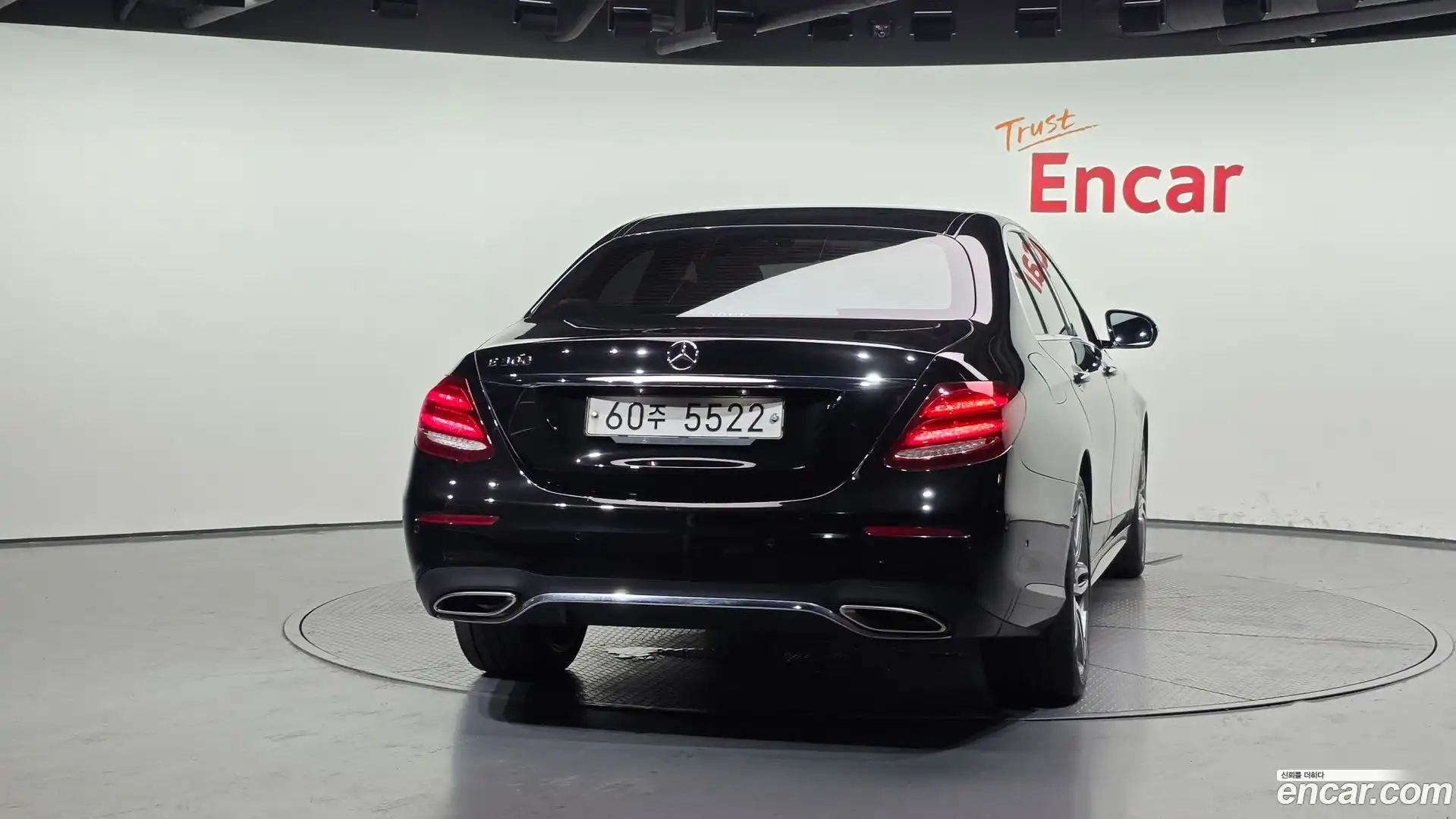 E-Class Mercedes-Benz 2018.11-OUTER-004