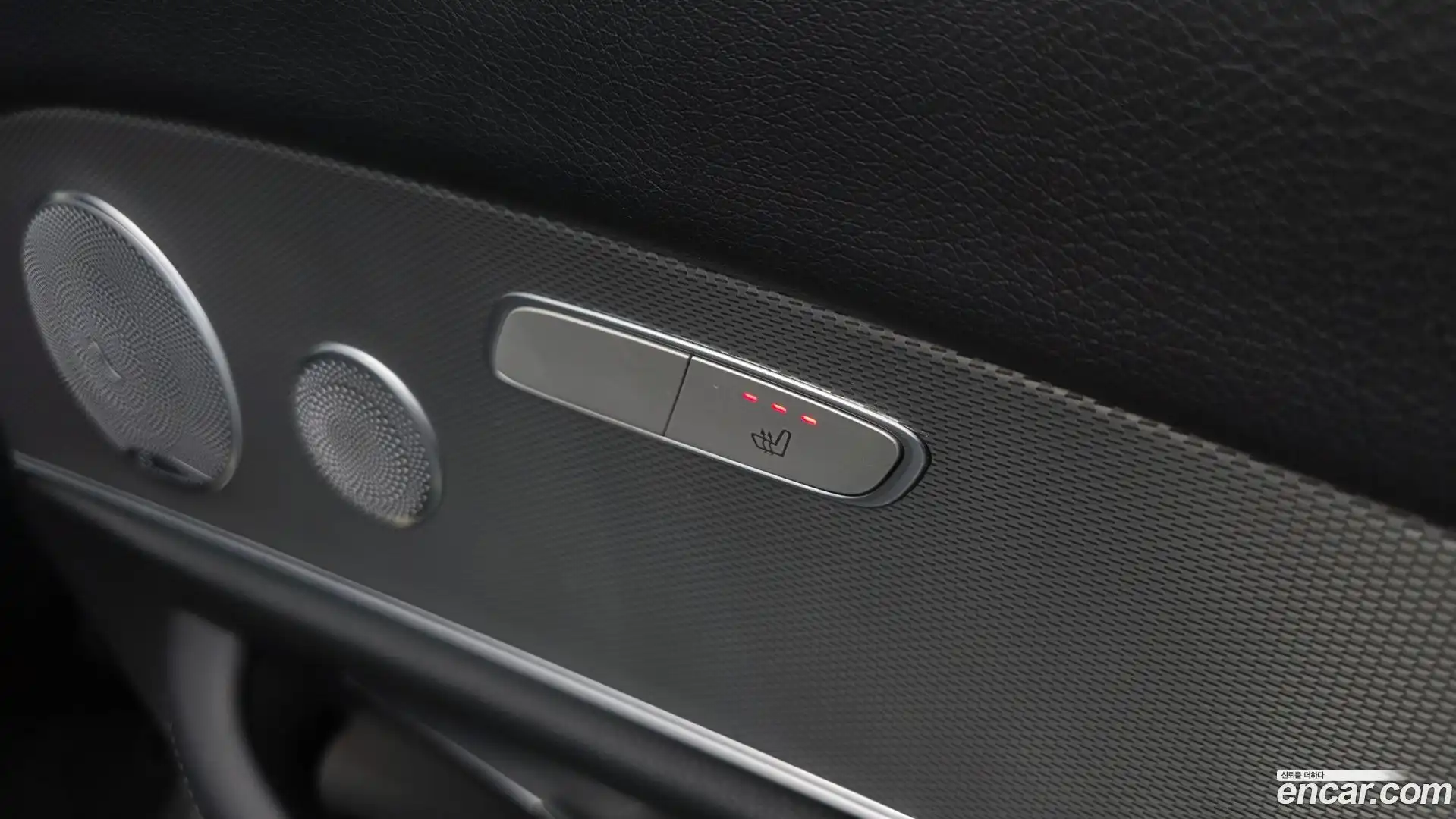 E-Class Mercedes-Benz 2018.11-OPTION-022