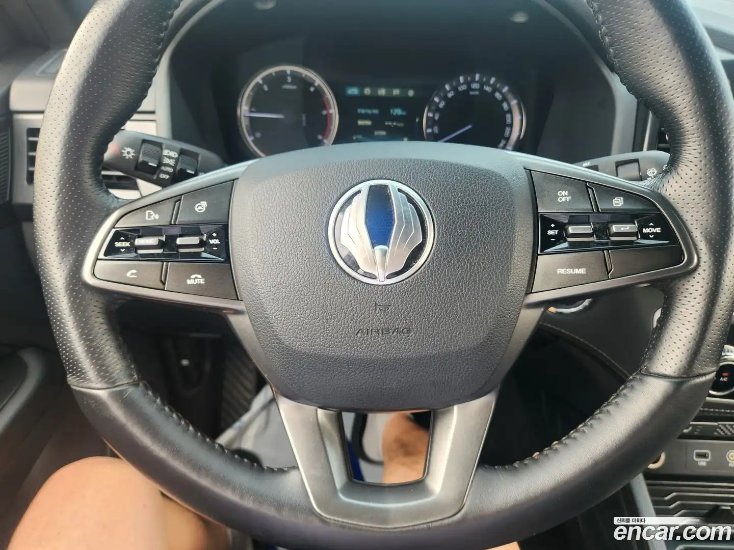 Rexton KG Mobility 2020.5-INNER-009