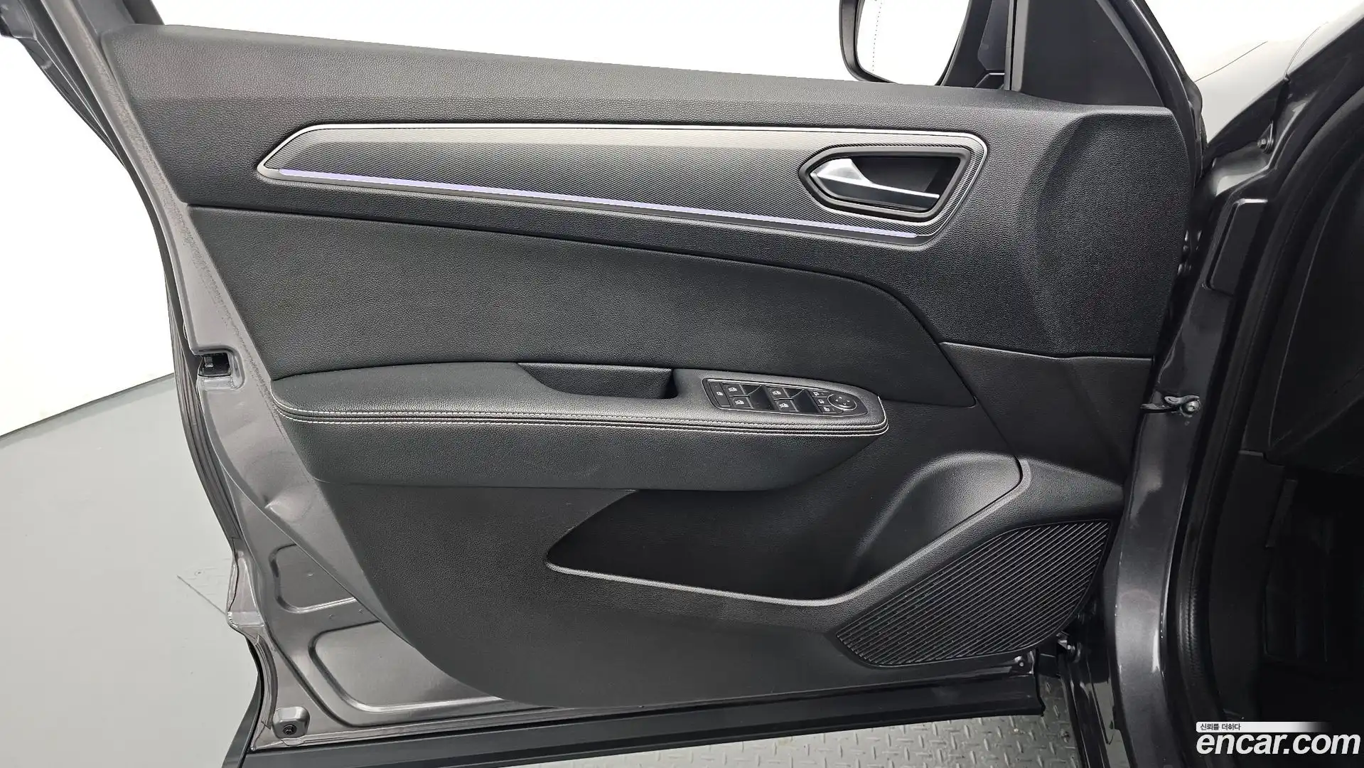 XM3 Renault Korea 2020.5-INNER-034