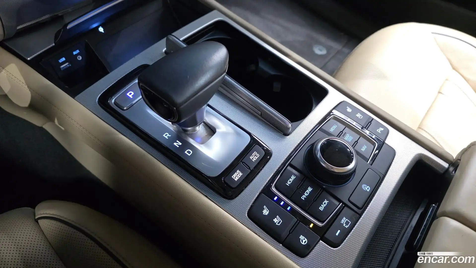 G80 Genesis 2016.10-INNER-009