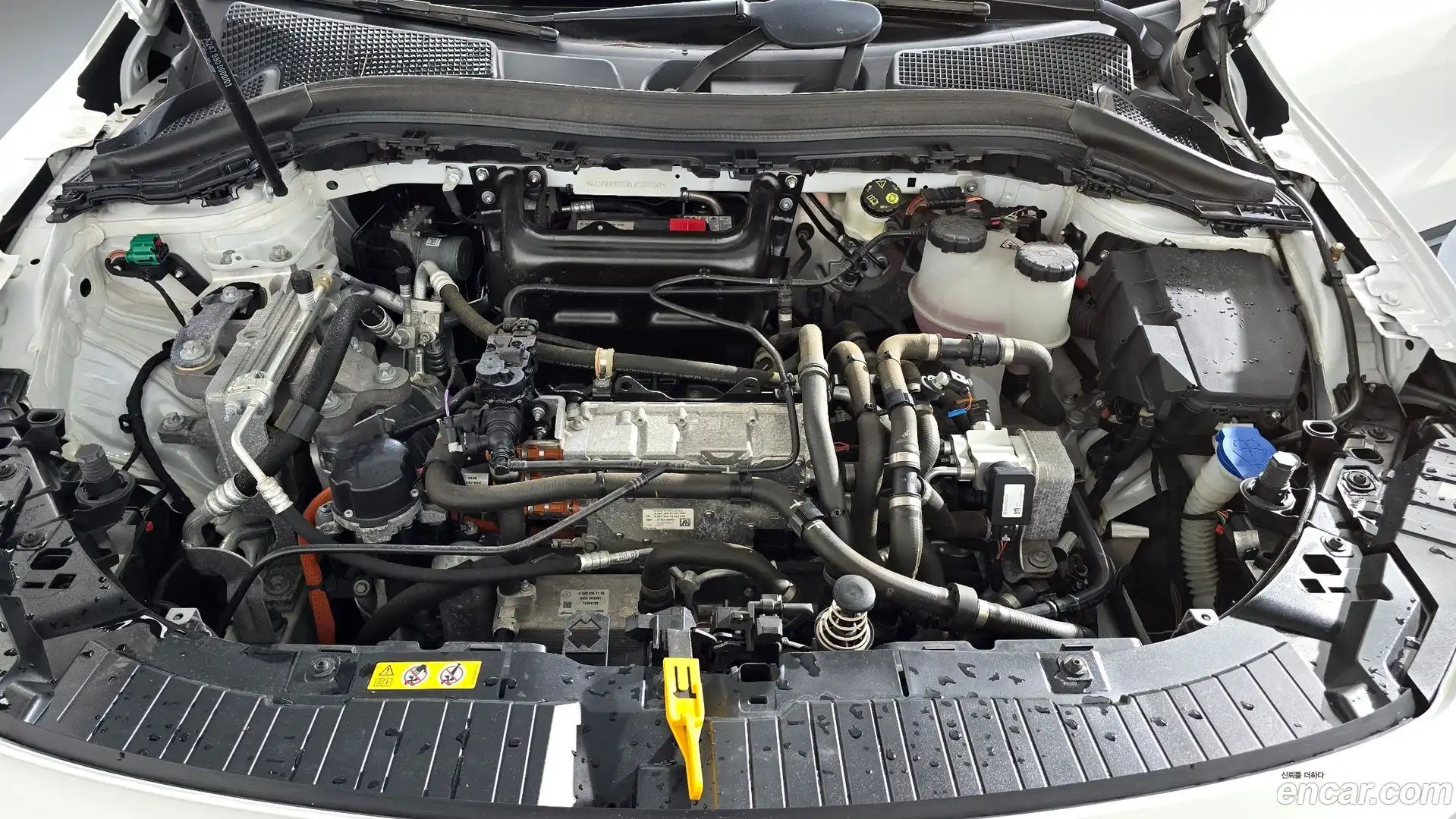 EQA Mercedes-Benz 2022.2-OUTER-006
