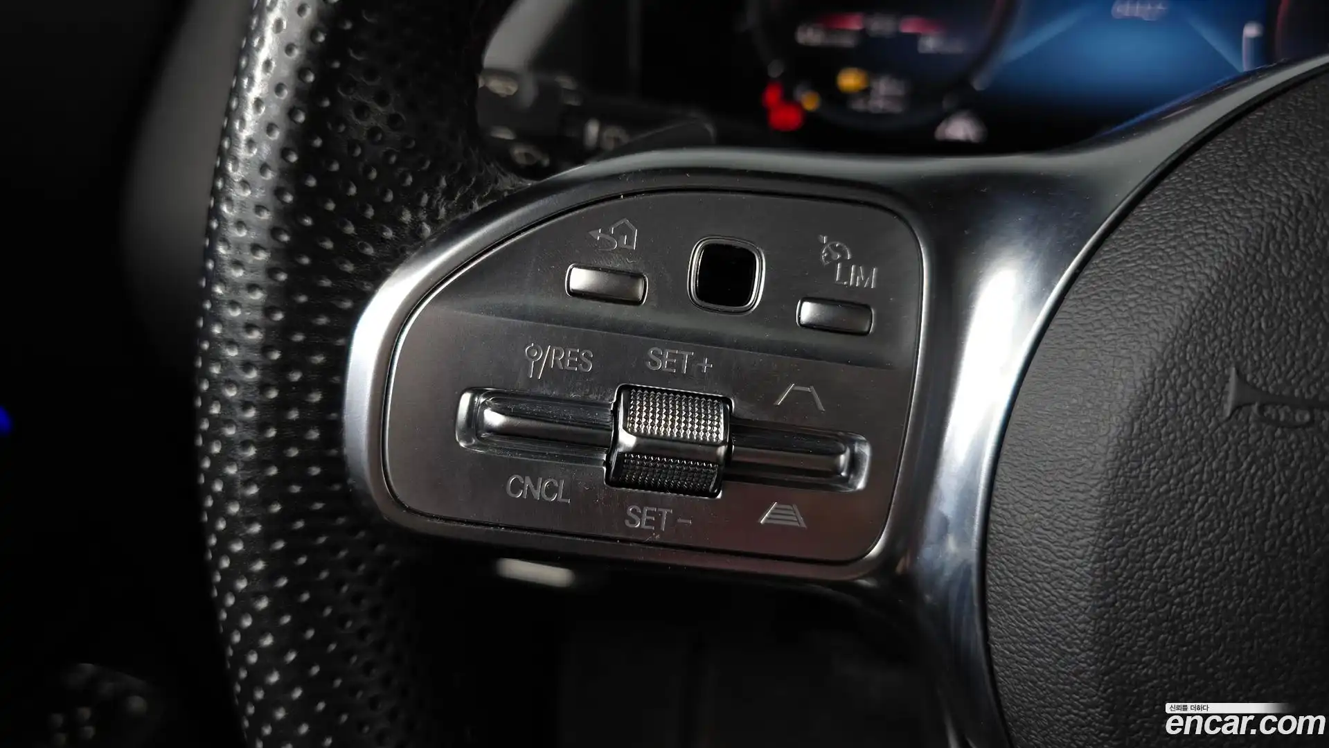 EQA Mercedes-Benz 2022.2-OPTION-020
