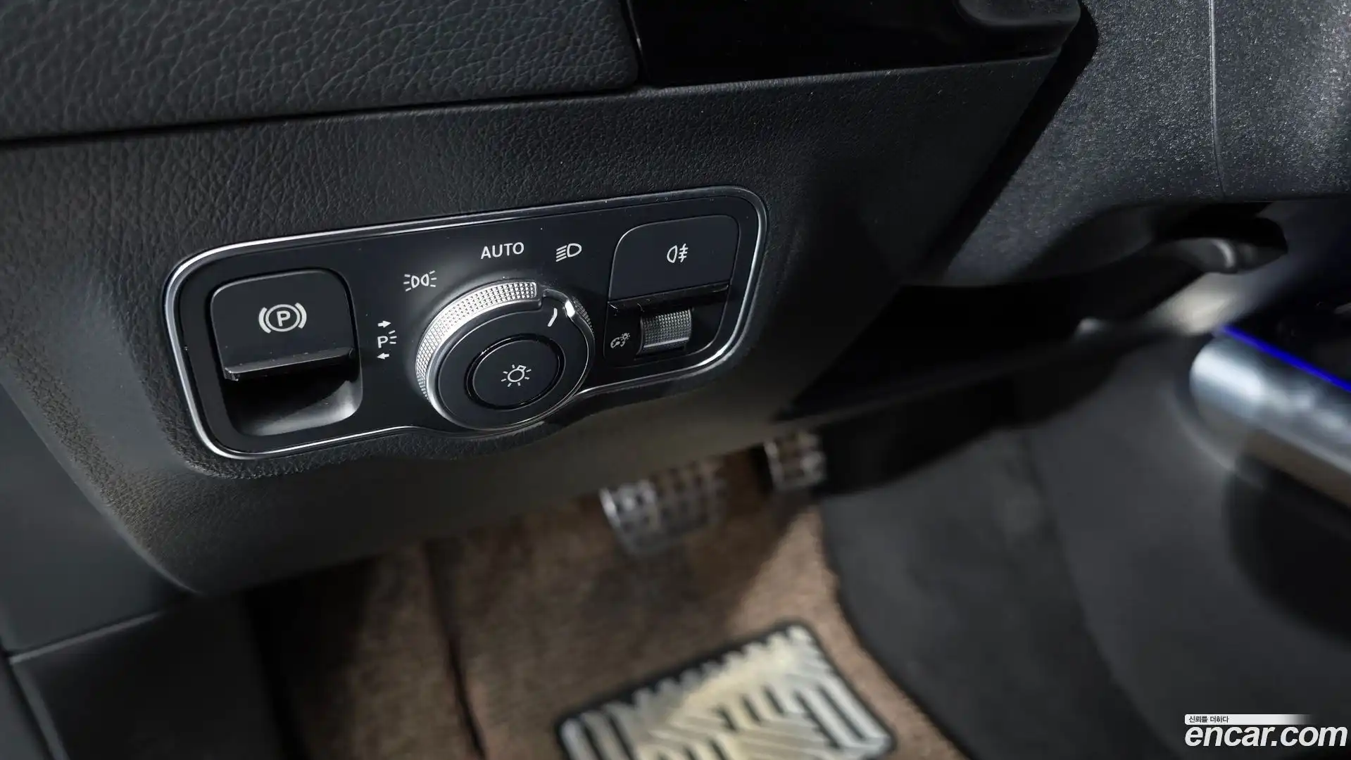 EQA Mercedes-Benz 2022.2-OPTION-024