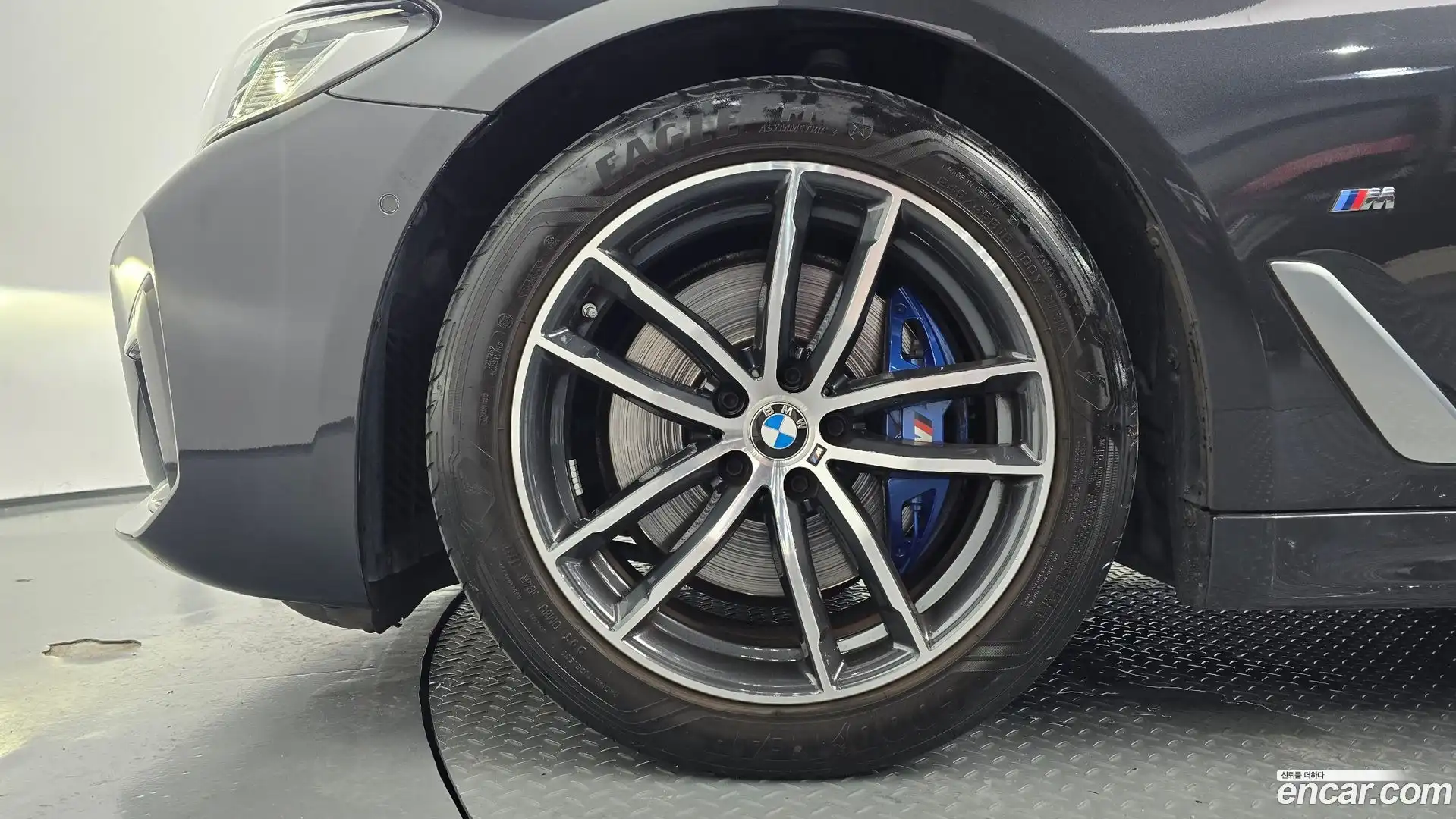5-Series BMW 2022.4-OUTER-005