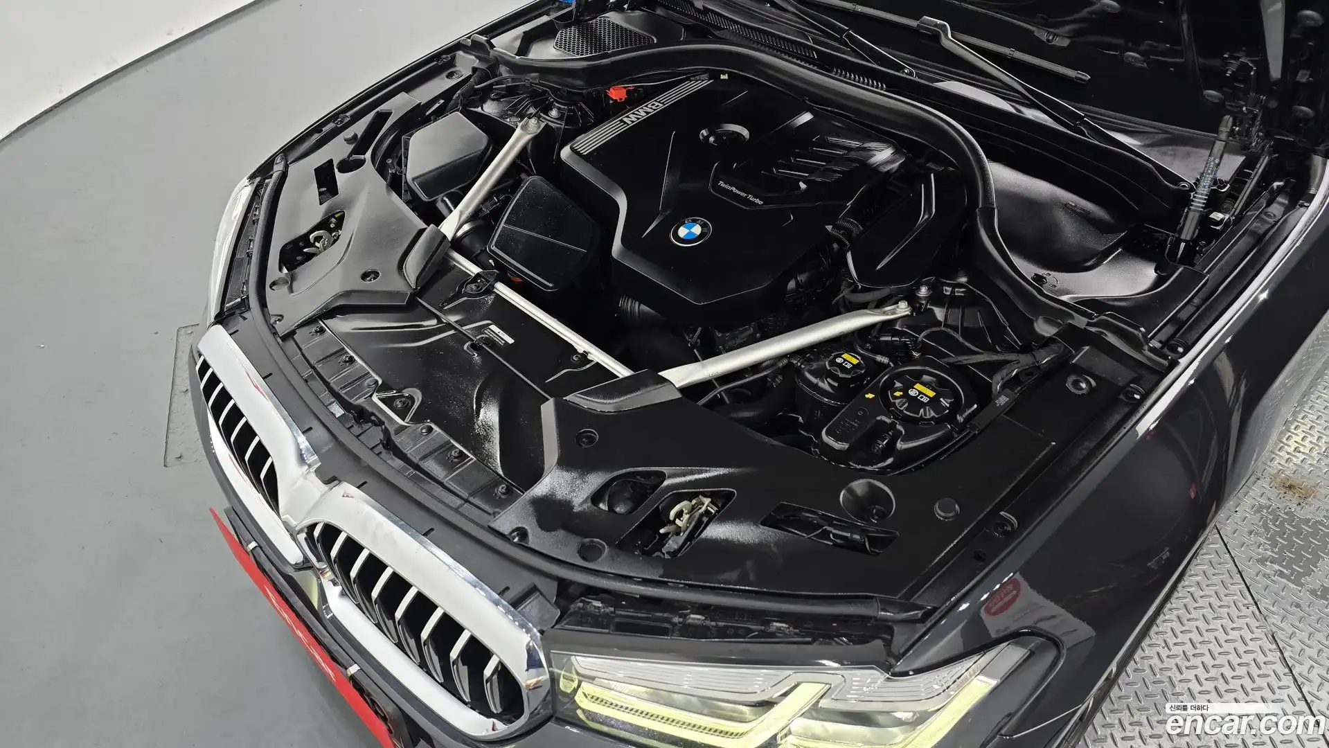 5-Series BMW 2022.4-OUTER-006