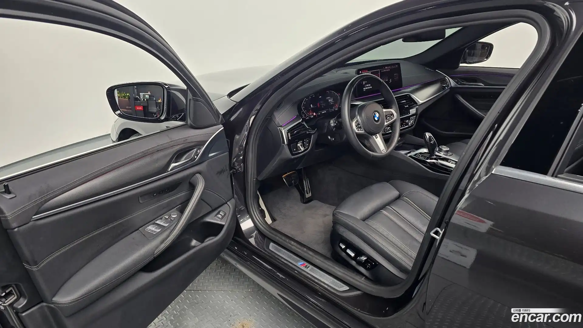 5-Series BMW 2022.4-OPTION-015