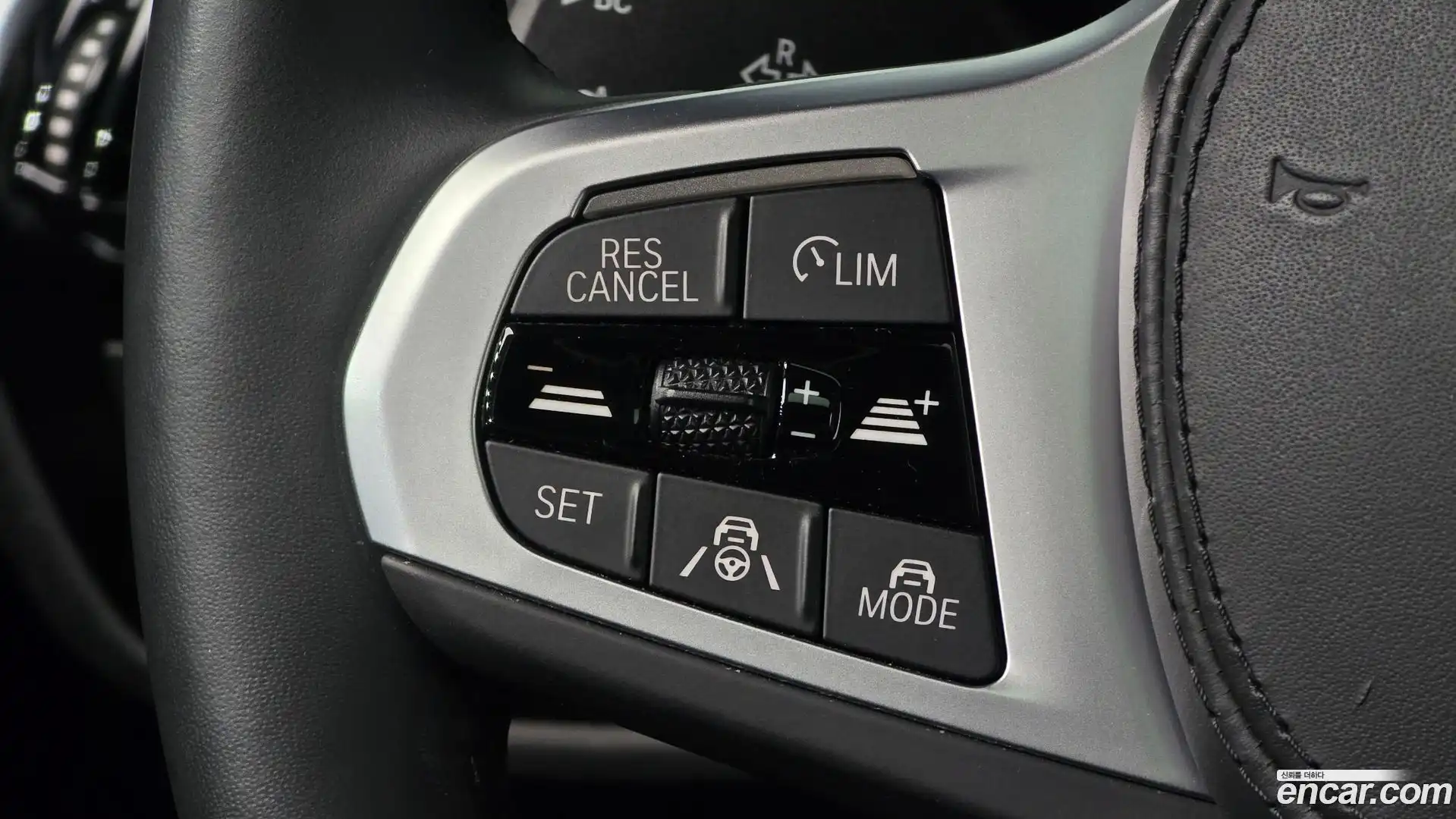 5-Series BMW 2022.4-OPTION-023