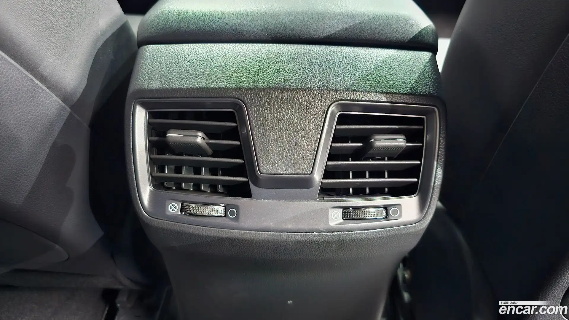 Rexton KG Mobility 2022.7-OPTION-044