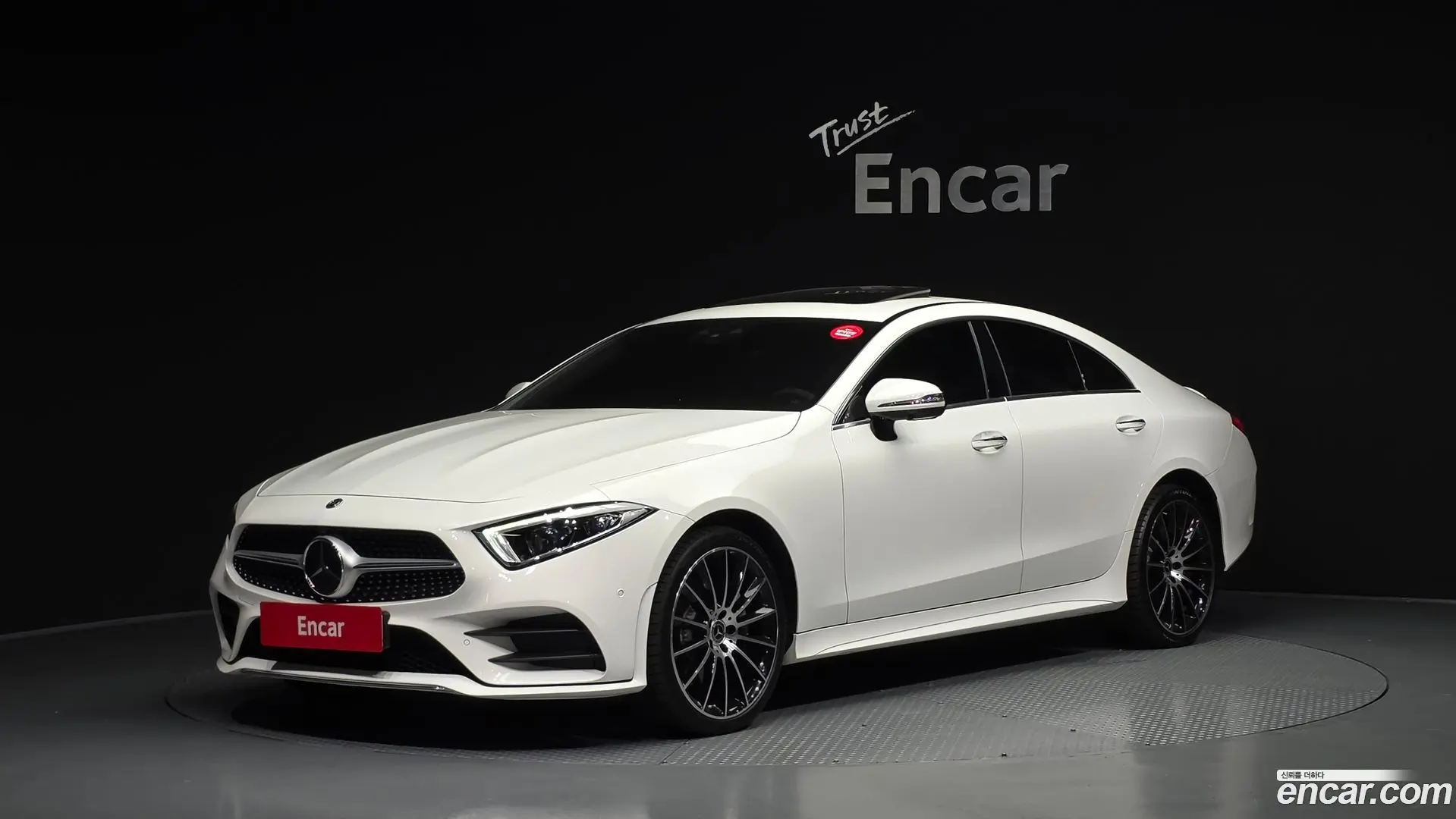 Main__Slider__Photo:CLS-Class Mercedes-Benz 2020.10-0