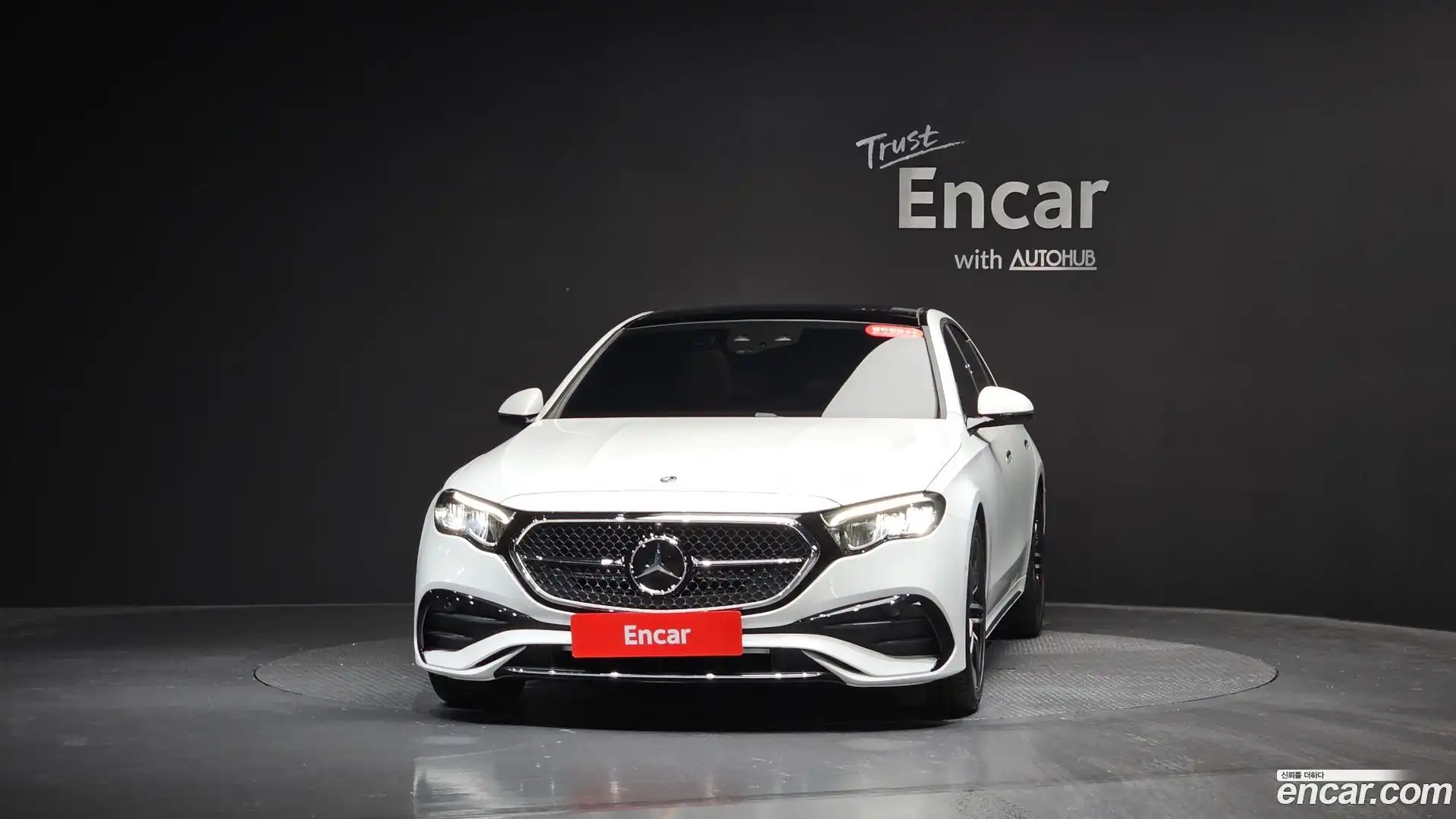 E-Class Mercedes-Benz 2025.10-OUTER-003