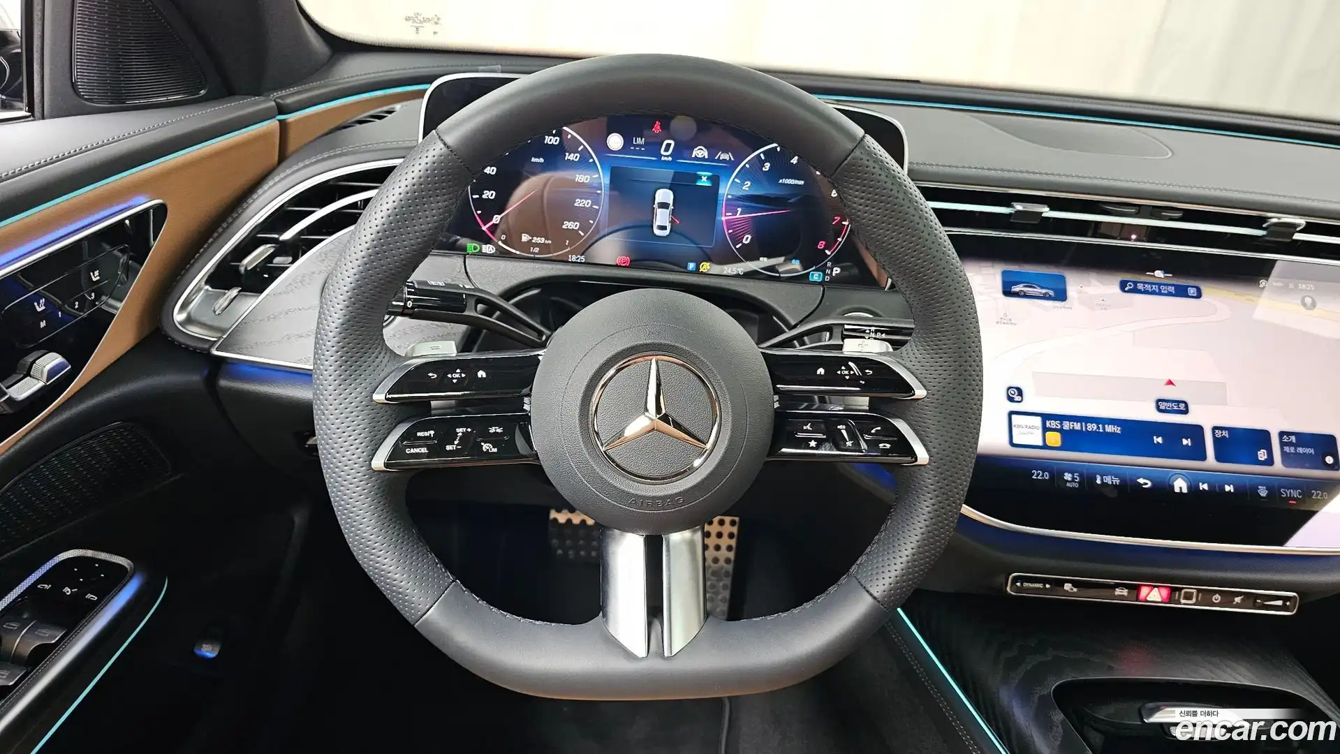 E-Class Mercedes-Benz 2025.10-OPTION-017