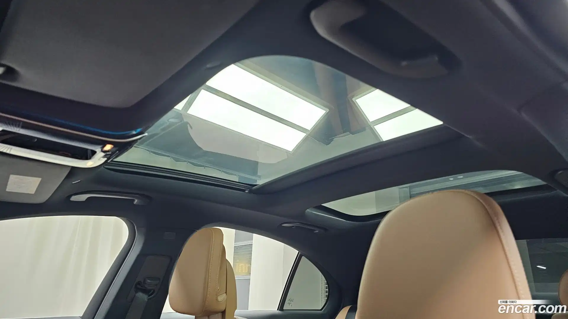 E-Class Mercedes-Benz 2025.10-OPTION-019