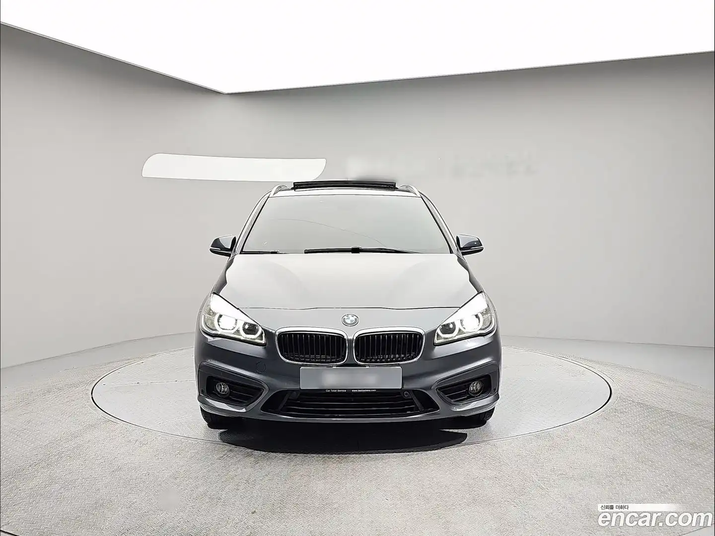 2-Series BMW 2017.11-OUTER-001