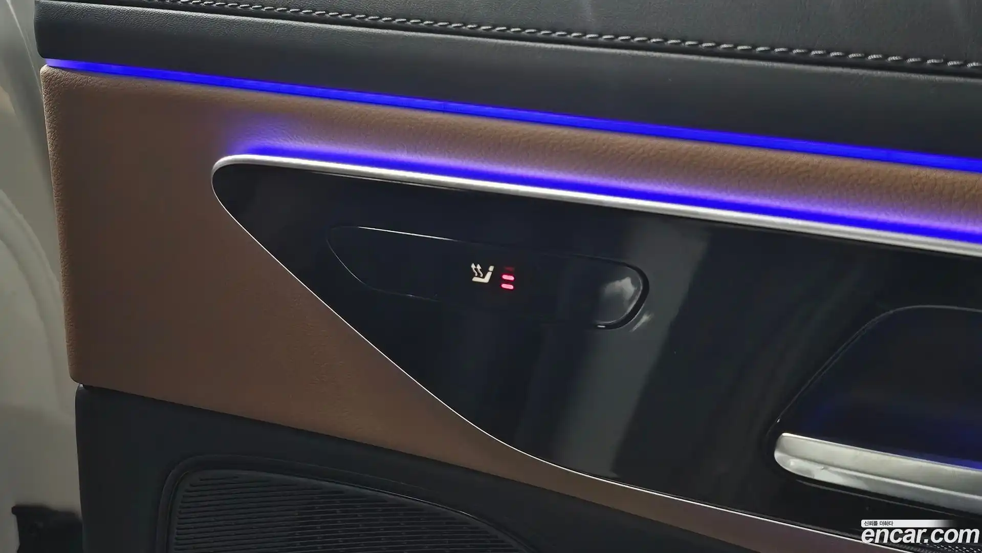 E-Class Mercedes-Benz 2025.3-OPTION-040