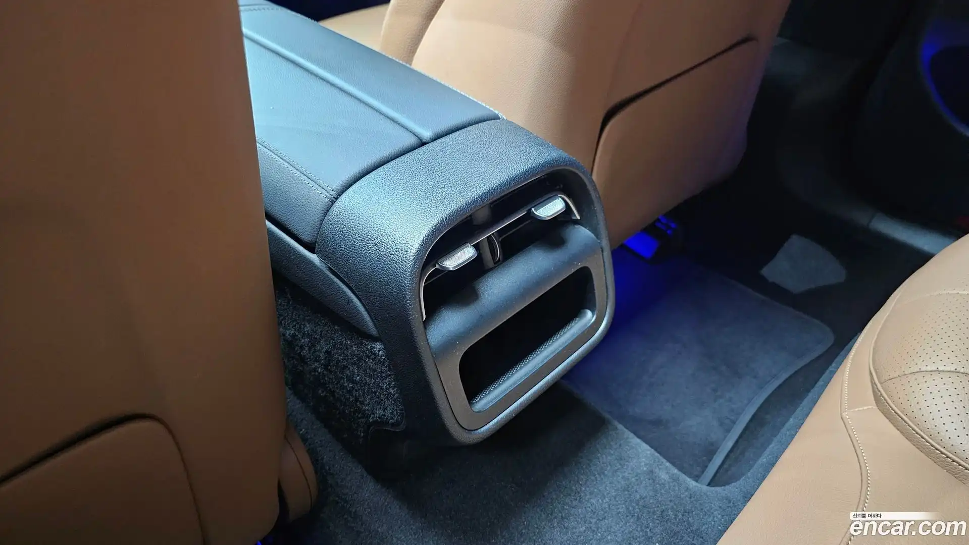 E-Class Mercedes-Benz 2025.3-OPTION-044