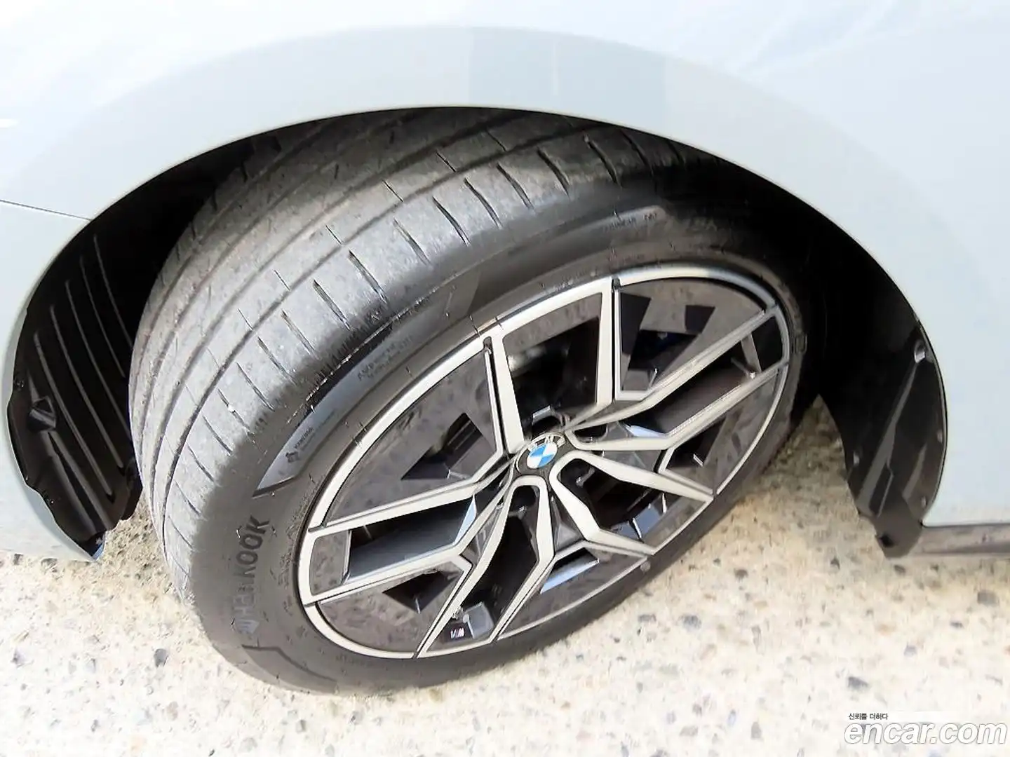 5-Series BMW 2025.5-OPTION-024