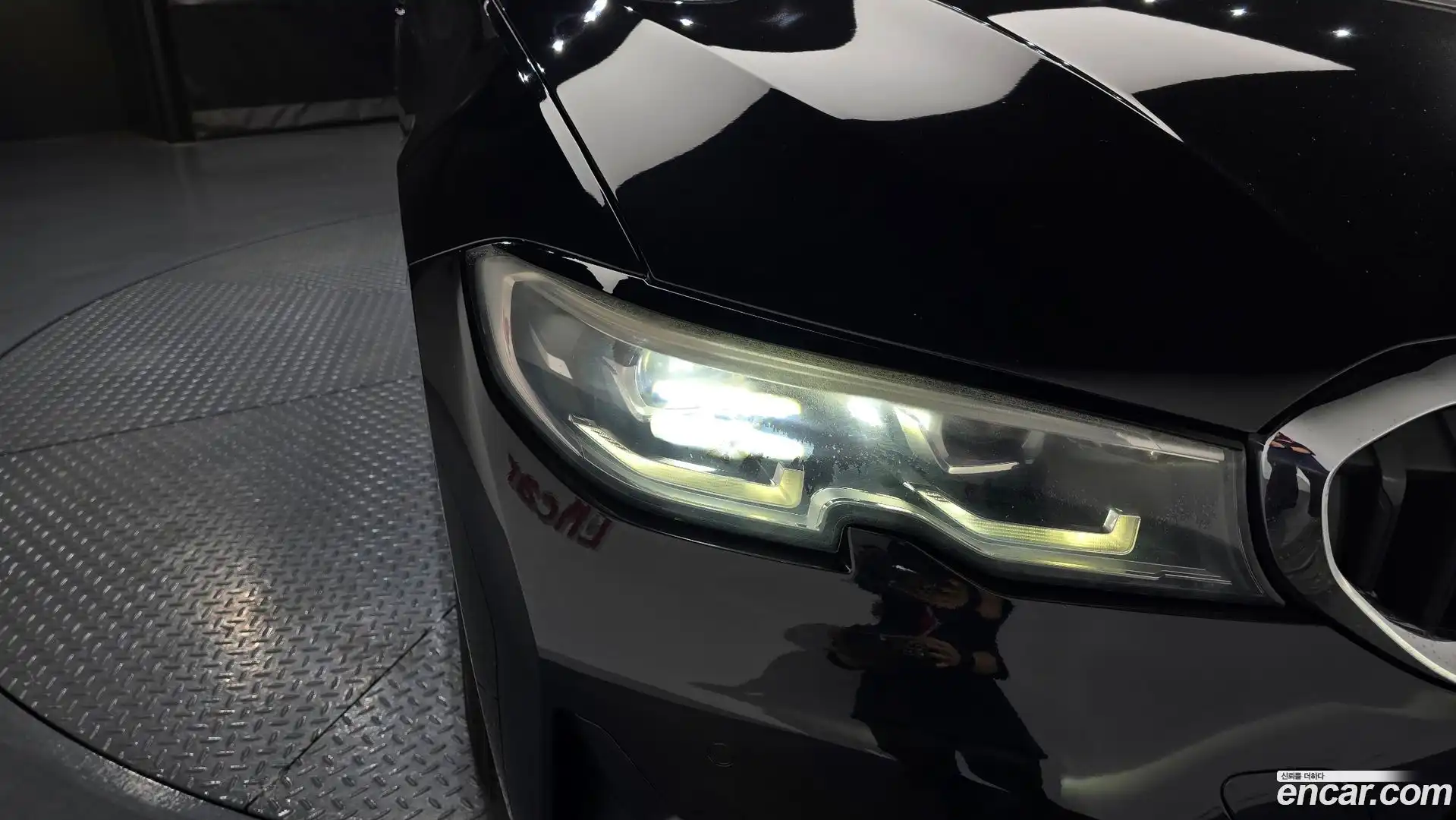3-Series BMW 2022.3-OUTER-032