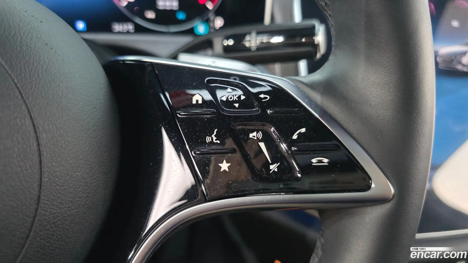 E-Class Mercedes-Benz 2024.5-OPTION-019