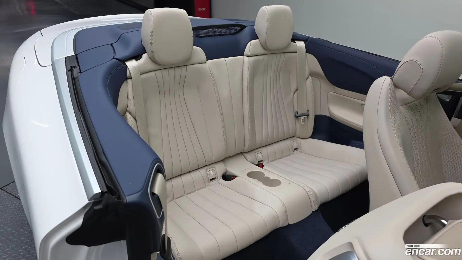 E-Class Mercedes-Benz 2023.11-OPTION-016
