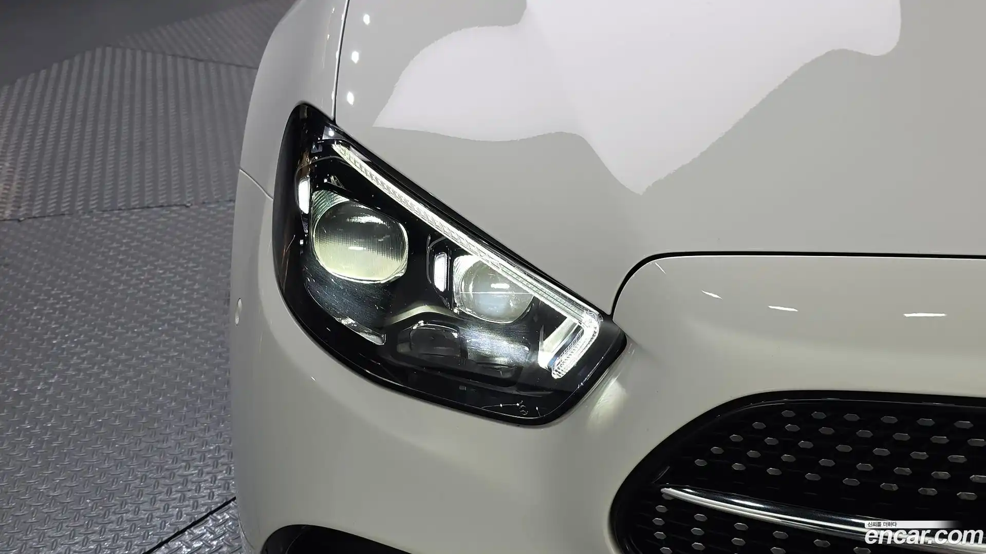 E-Class Mercedes-Benz 2023.11-OUTER-032