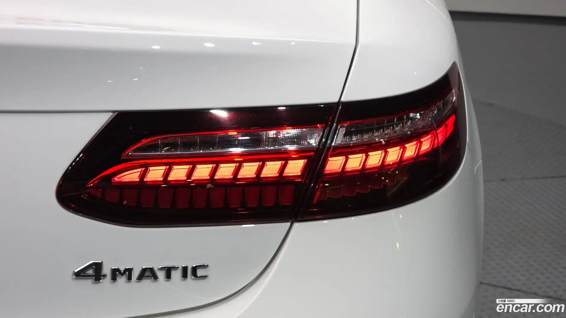 E-Class Mercedes-Benz 2023.11-OUTER-033