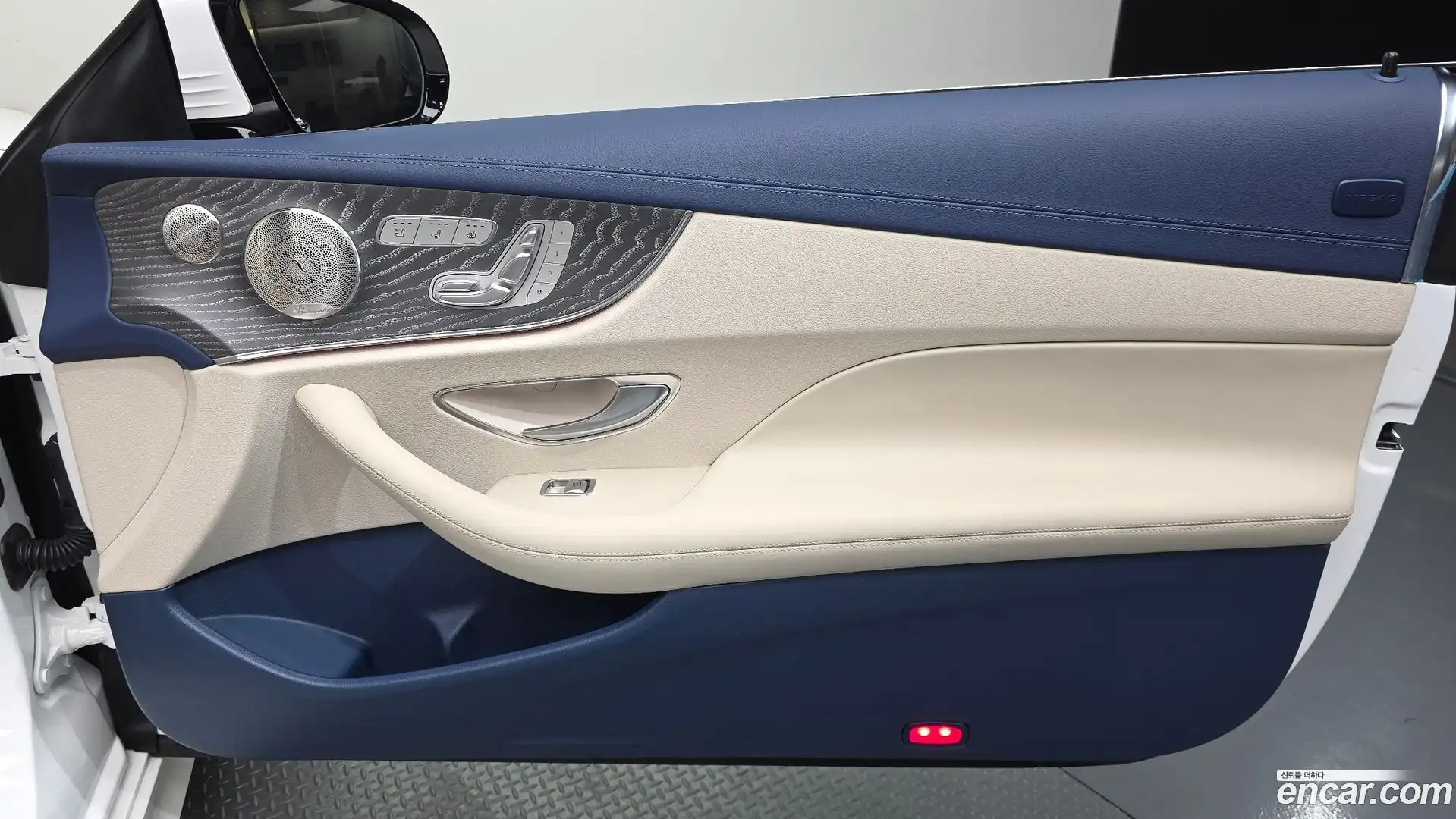 E-Class Mercedes-Benz 2023.11-INNER-034