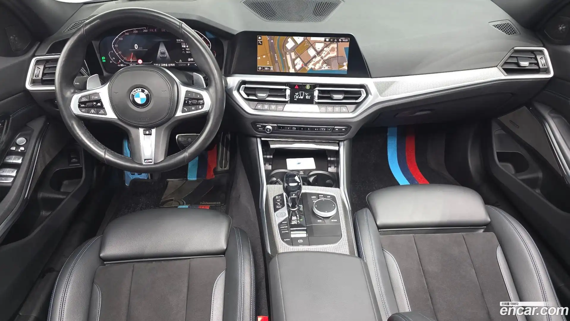 3-Series BMW 2021.3-INNER-007