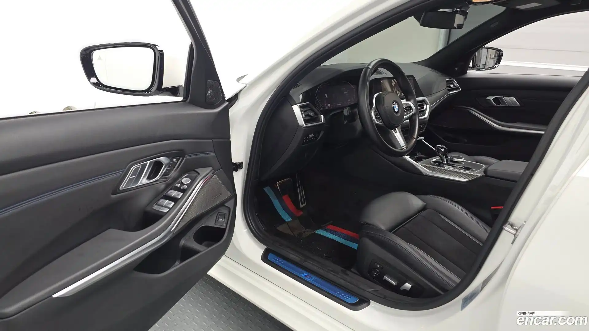 3-Series BMW 2021.3-INNER-010