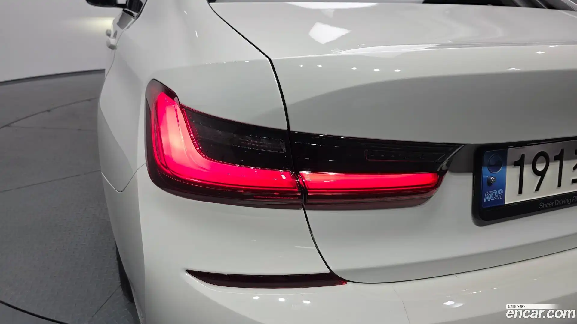 3-Series BMW 2021.3-OUTER-033