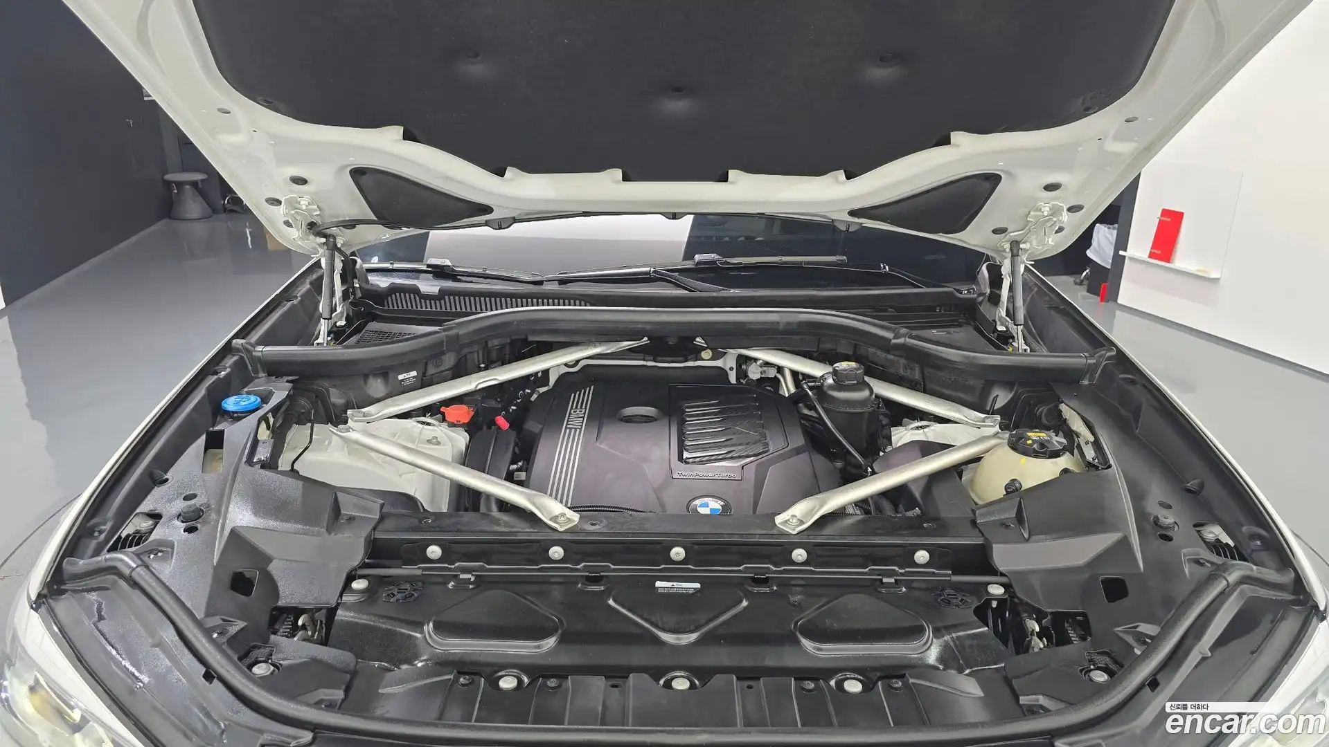 X6 BMW 2022.11-OUTER-006