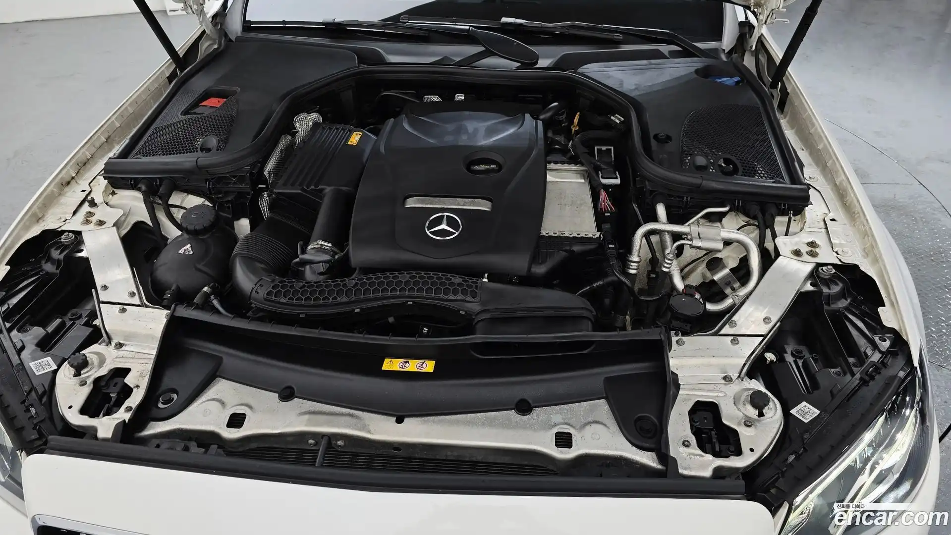 E-Class Mercedes-Benz 2018.9-OUTER-006