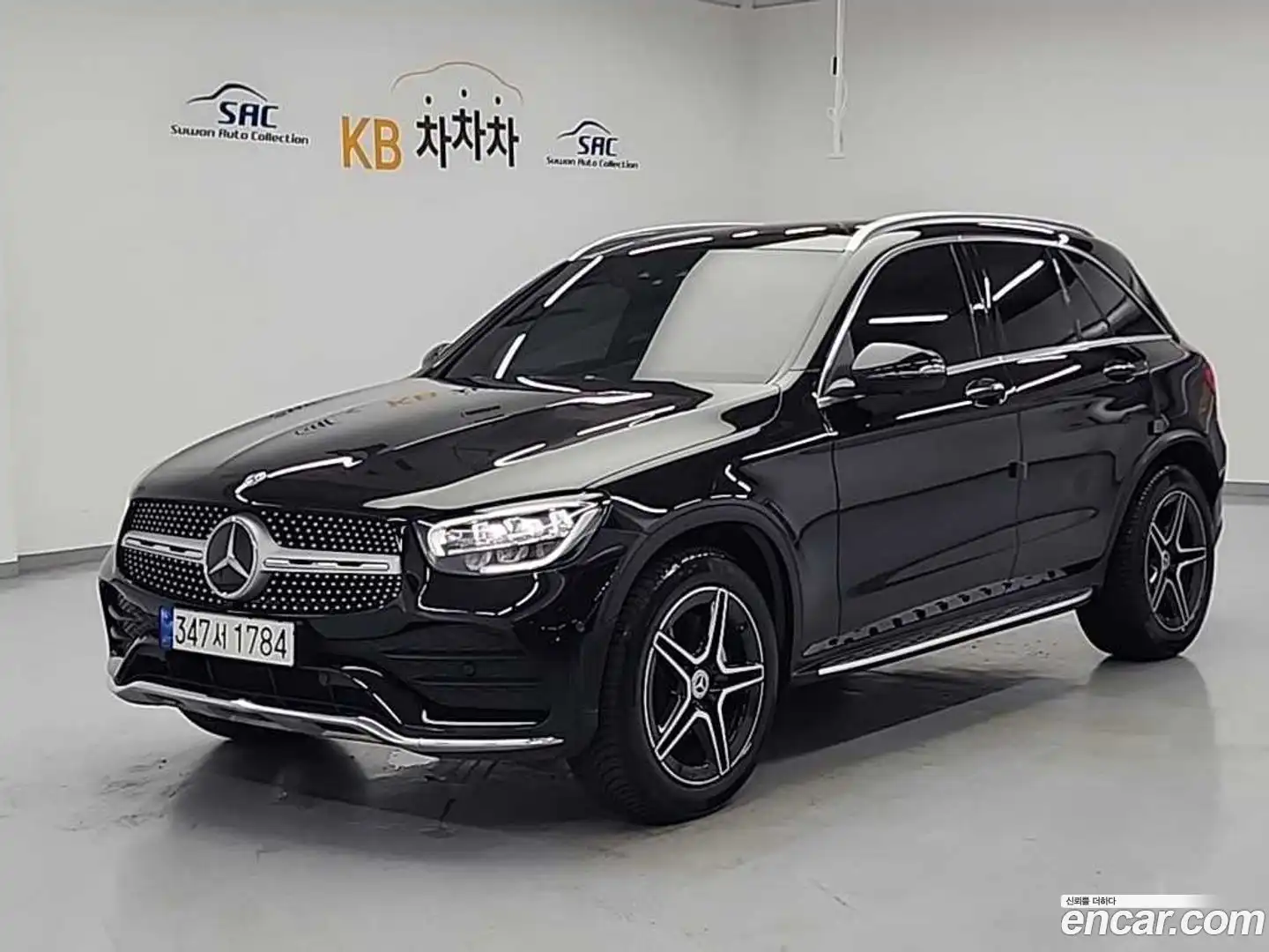 GLC-Class Mercedes-Benz 2022.8-OUTER-001