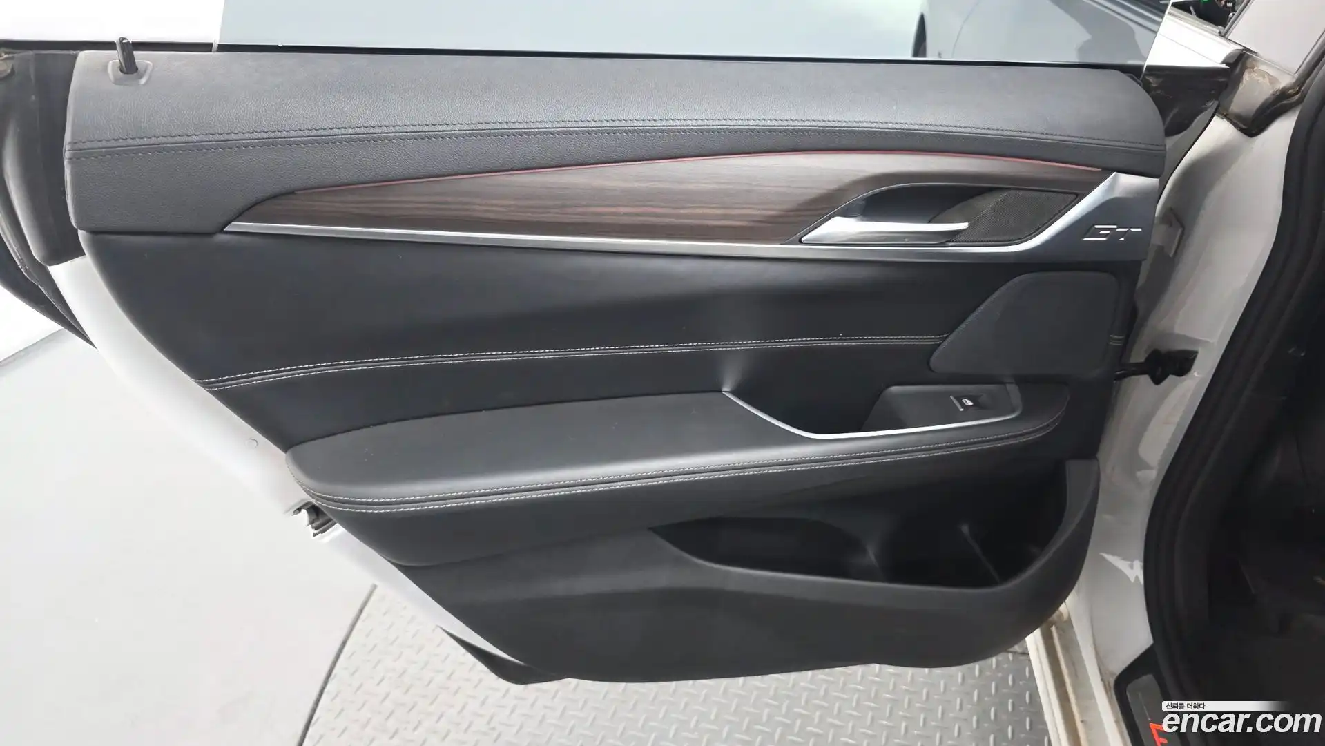 Gran Turismo BMW 2018.2-INNER-035