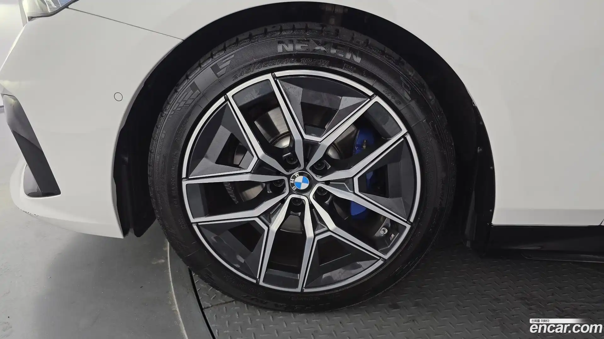 5-Series BMW 2024.0-OUTER-005