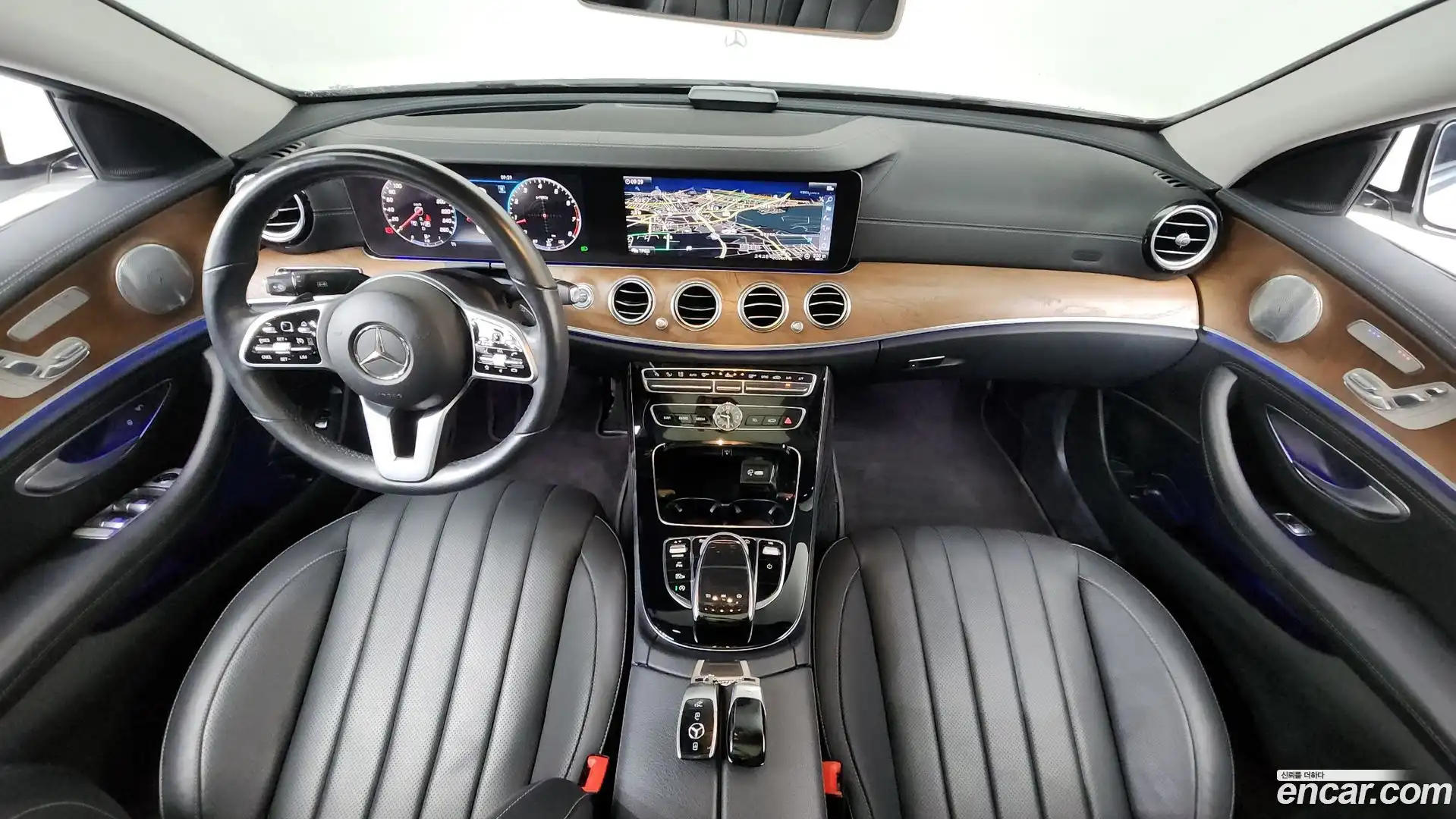 E-Class Mercedes-Benz 2019.6-INNER-007