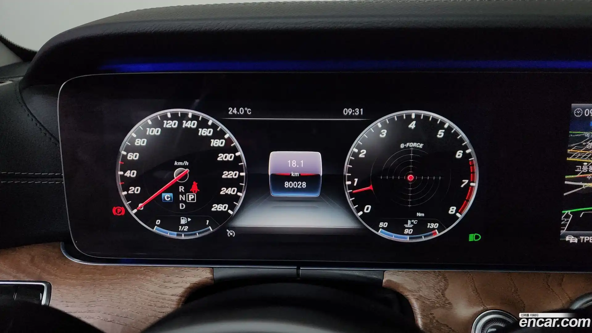 E-Class Mercedes-Benz 2019.6-INNER-008
