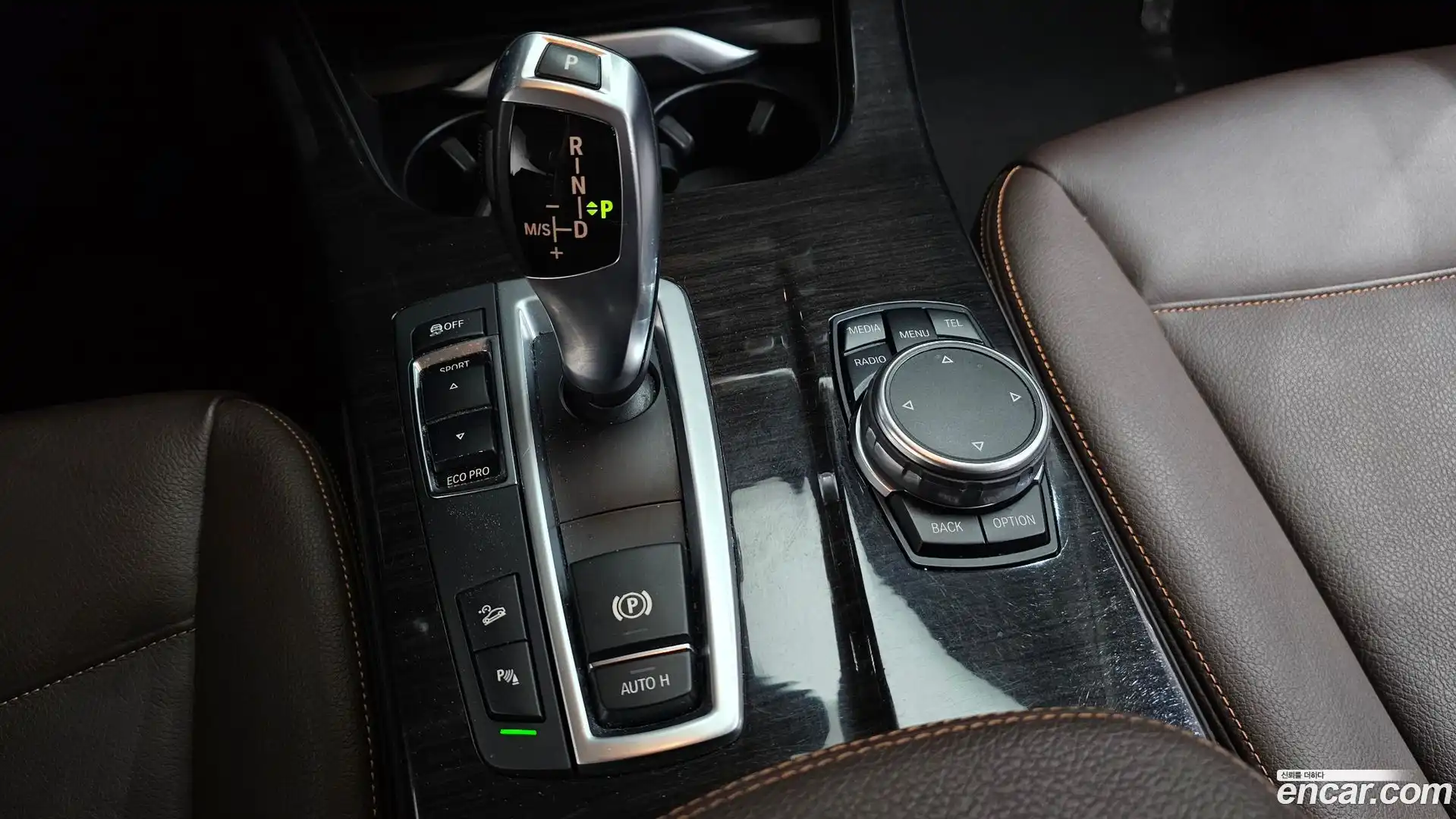 X4 BMW 2015.5-INNER-009
