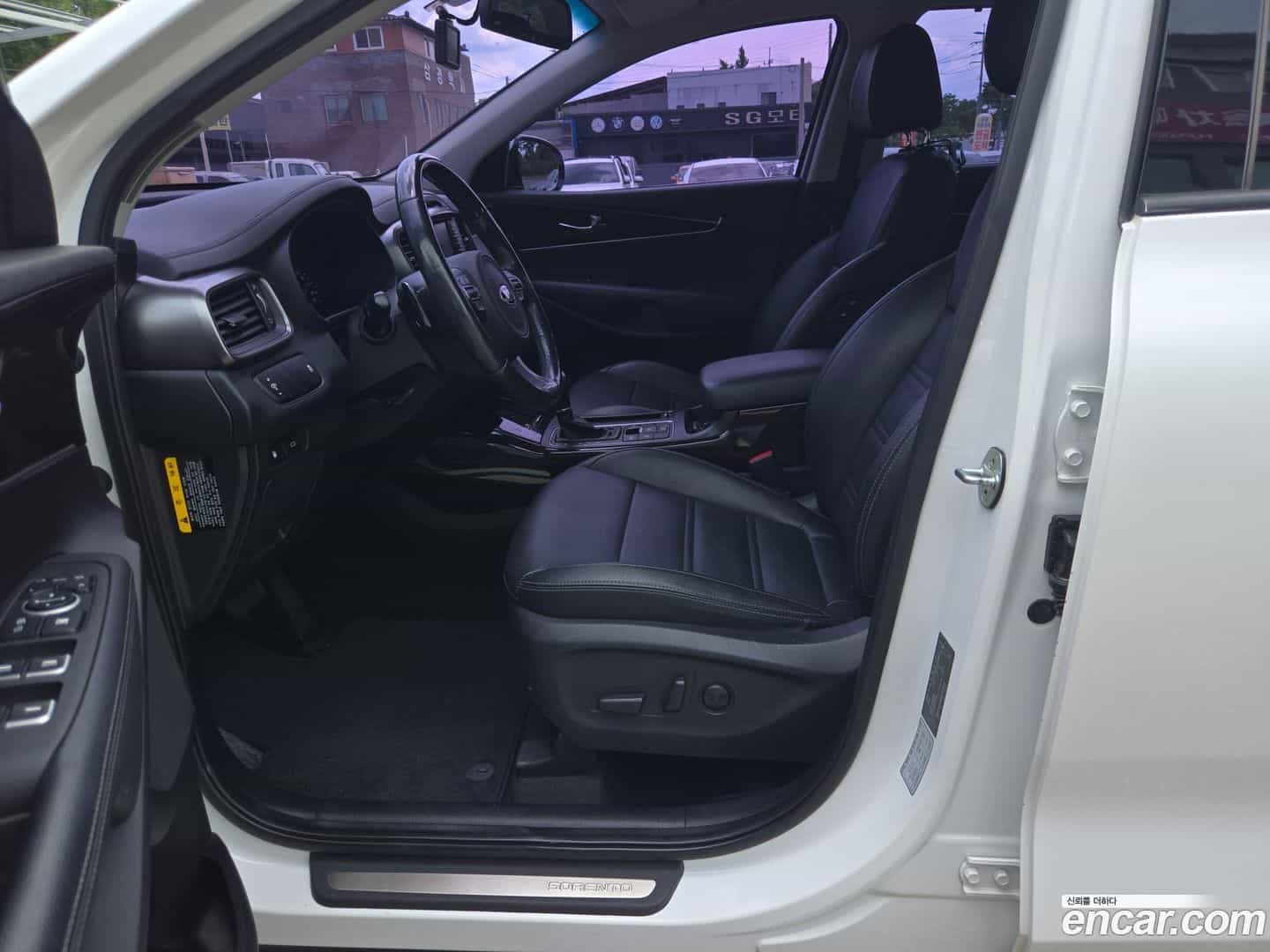 Sorento Kia 2017.0-OPTION-016