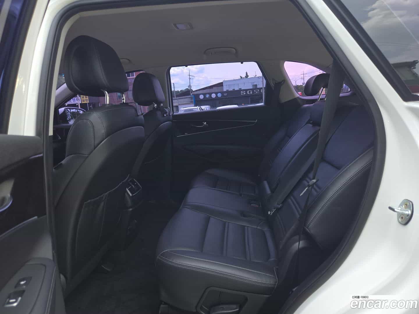 Sorento Kia 2017.0-OPTION-017